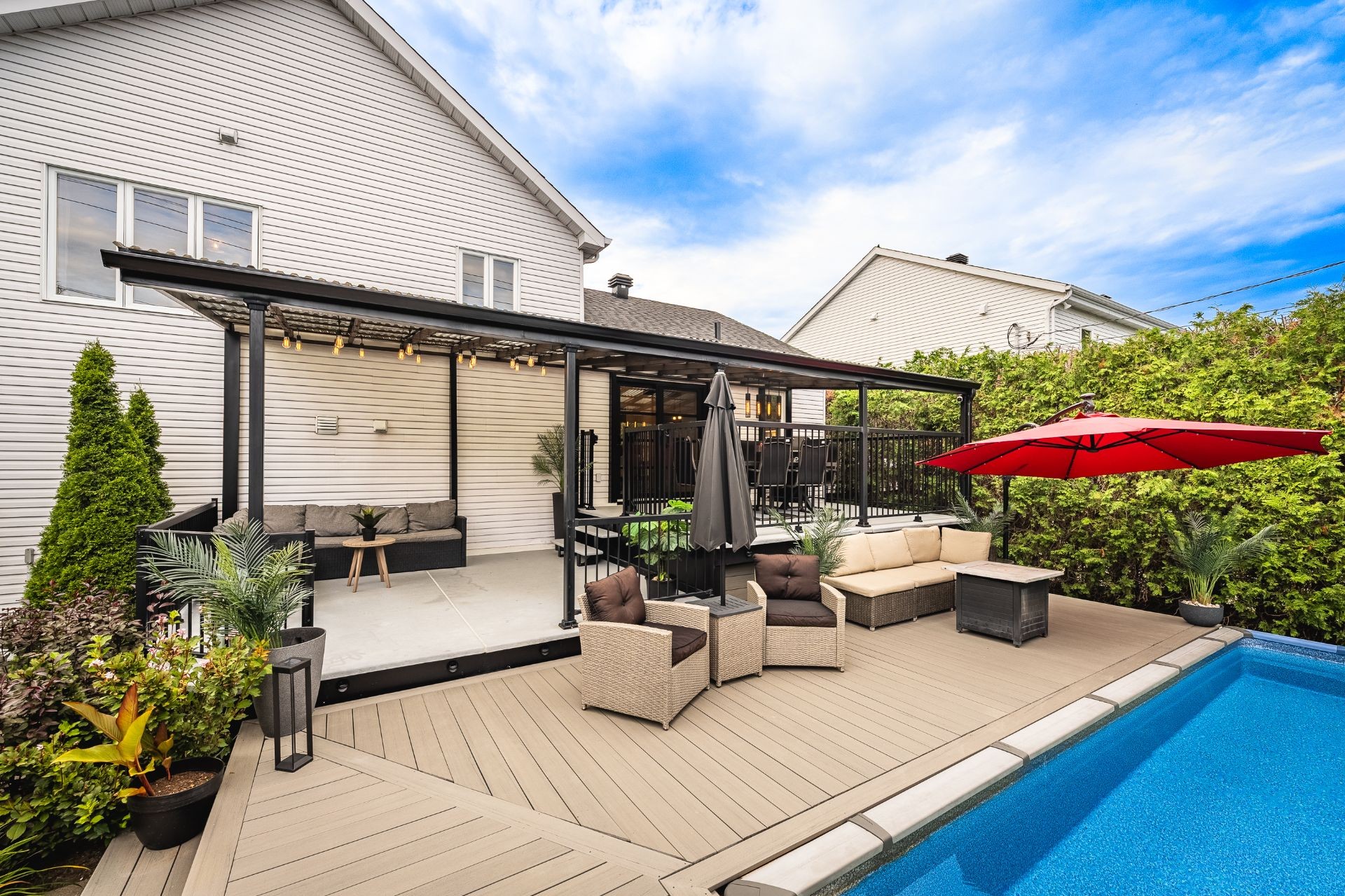 









1259


Boul. N.-P.-Lapierre

,
Sainte-Julie,




QC
J3E1W4

