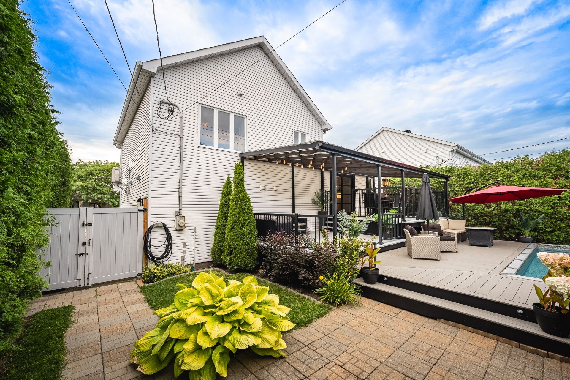 









1259


Boul. N.-P.-Lapierre

,
Sainte-Julie,




QC
J3E1W4


