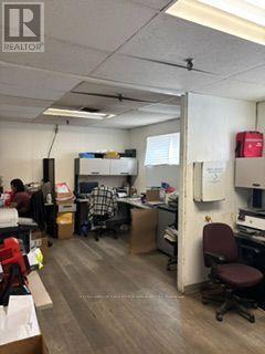 












2480 LAWRENCE AVENUE E

,
Toronto,




Ontario
M1P2R7

