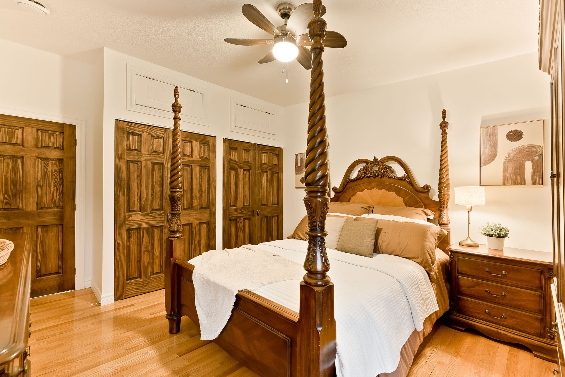 









476


Rue Dolbeau

,
Sherbrooke (Fleurimont),




QC
J1G2Z7

