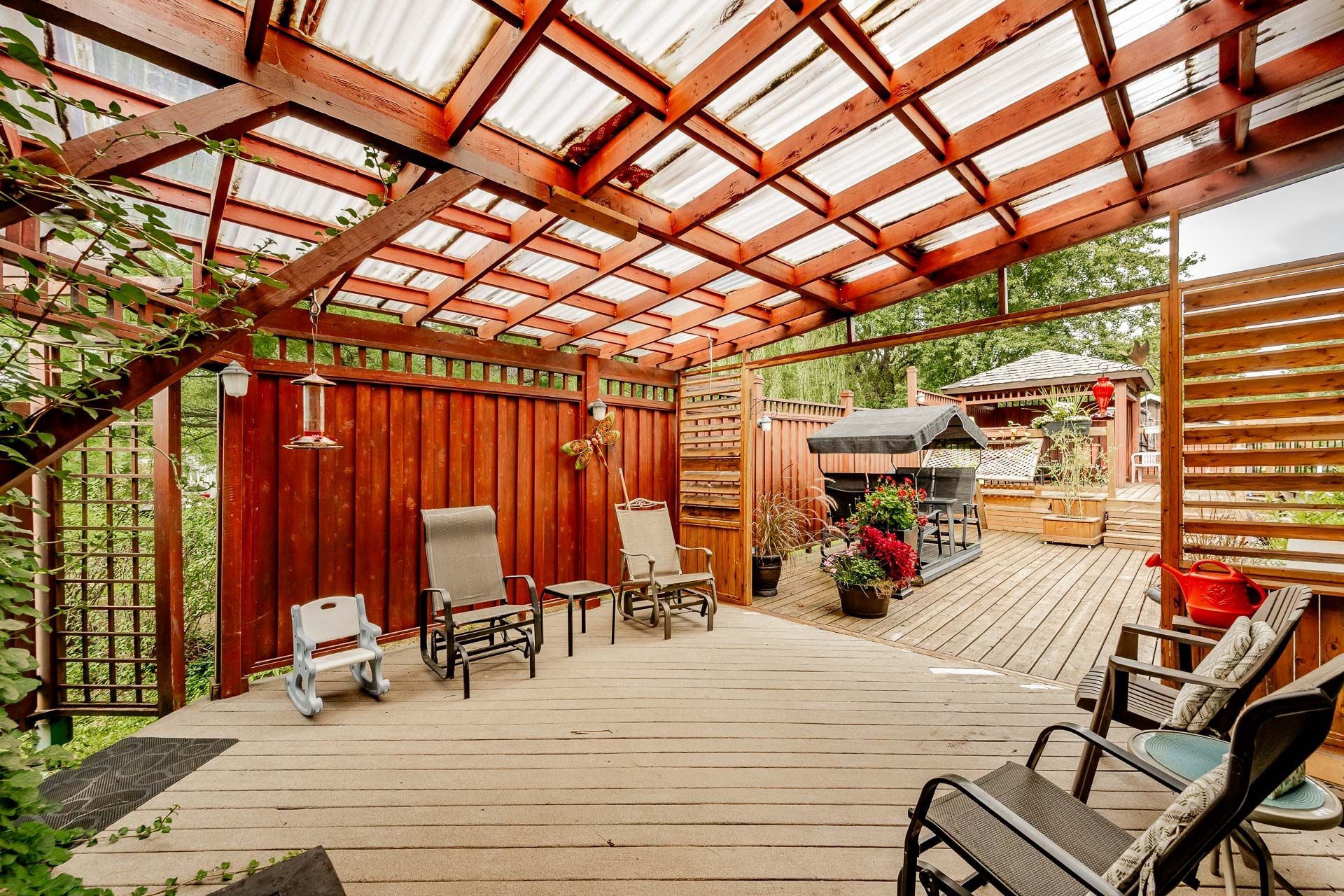 









476


Rue Dolbeau

,
Sherbrooke (Fleurimont),




QC
J1G2Z7

