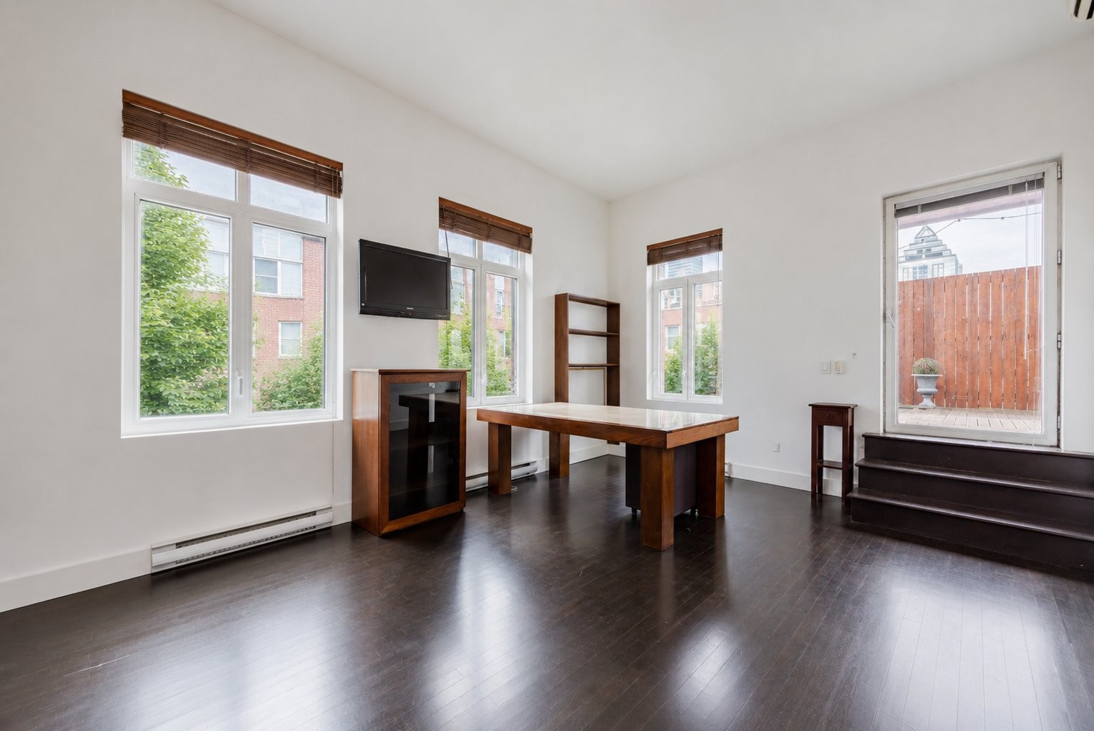 









1449


Rue St-Alexandre

, 1111,
Montréal (Ville-Marie),




QC
H3A2G6

