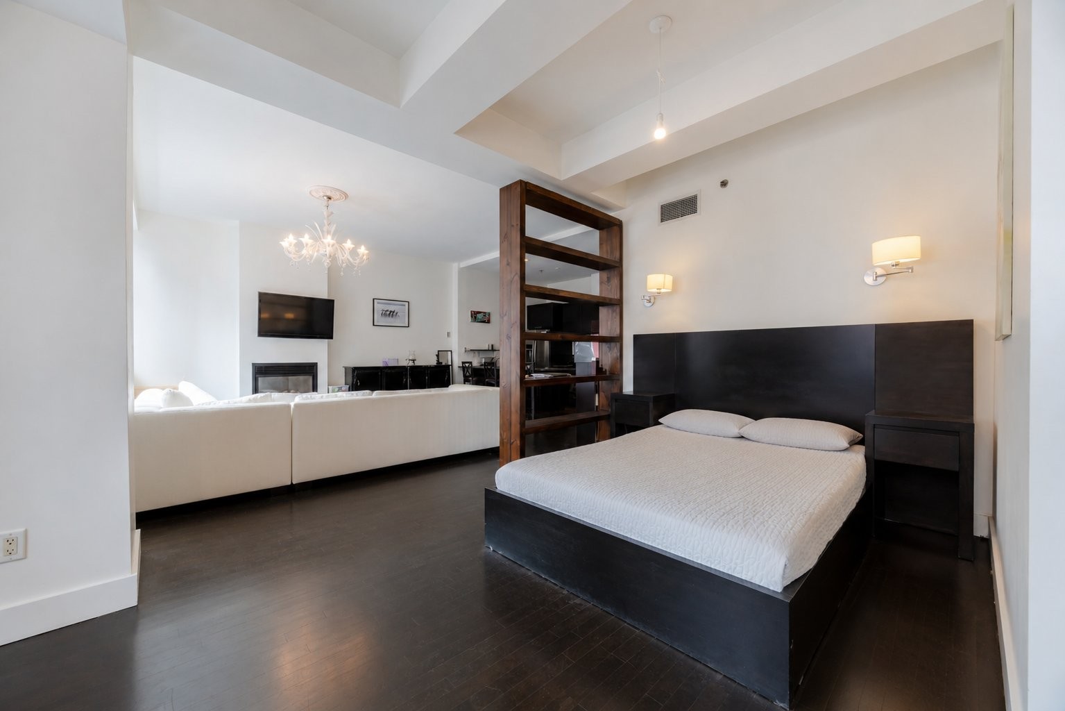 









1449


Rue St-Alexandre

, 1111,
Montréal (Ville-Marie),




QC
H3A2G6

