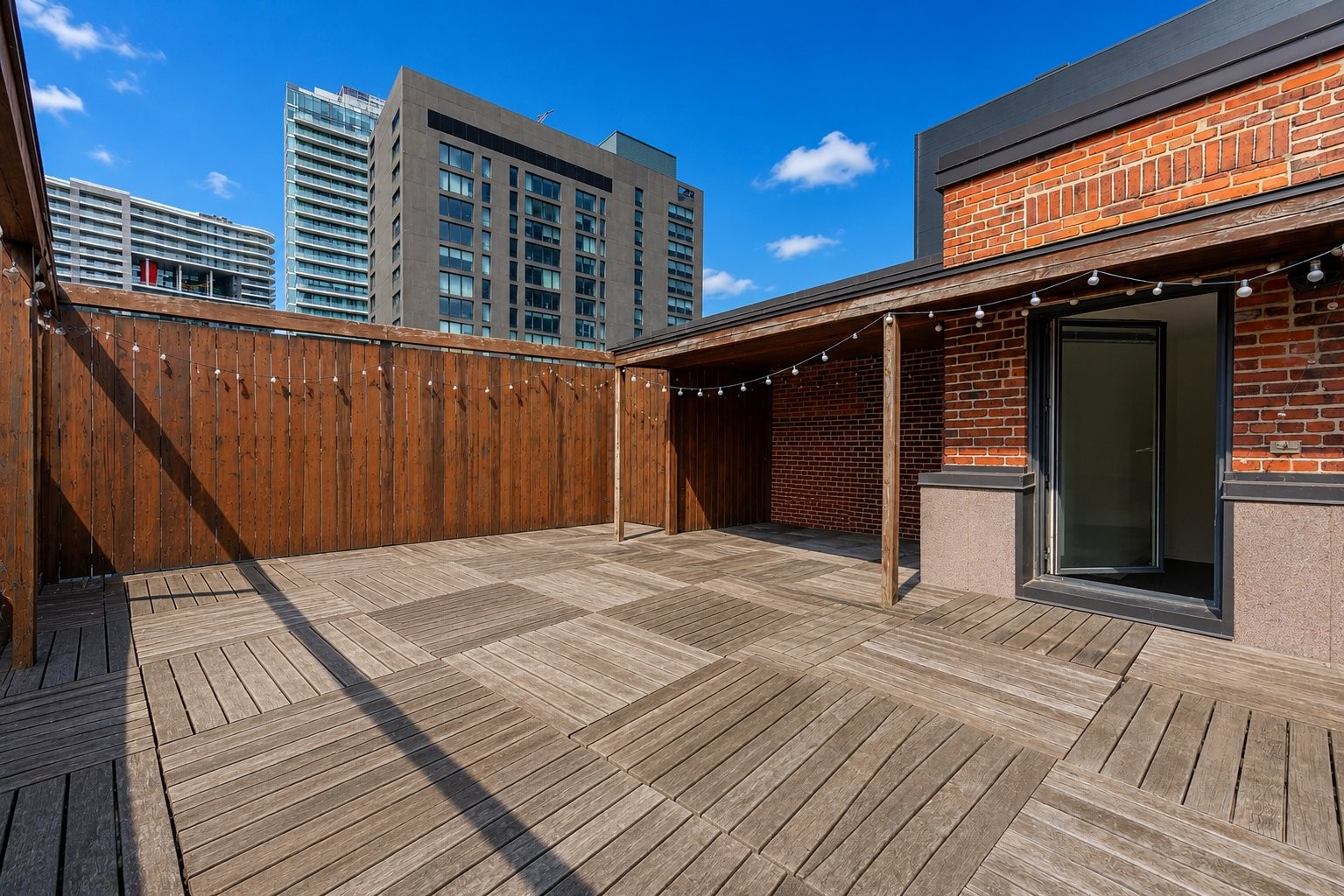 









1449


Rue St-Alexandre

, 1111,
Montréal (Ville-Marie),




QC
H3A2G6

