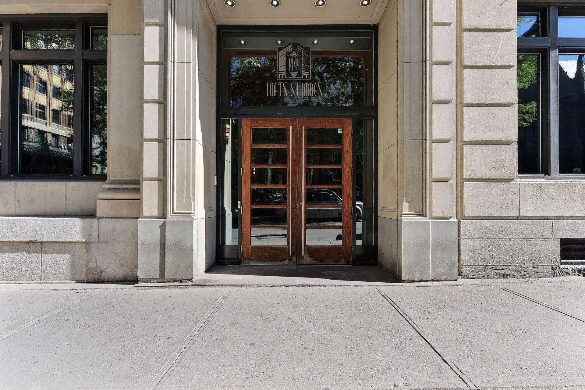 









1449


Rue St-Alexandre

, 1111,
Montréal (Ville-Marie),




QC
H3A2G6


