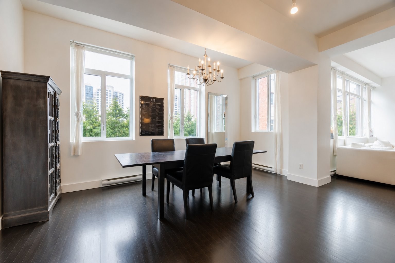 









1449


Rue St-Alexandre

, 1111,
Montréal (Ville-Marie),




QC
H3A2G6

