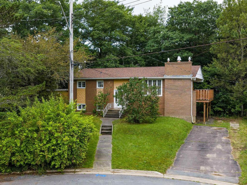 












7 Willowdale Terrace

,
Halifax,




NS
B3P 1S1

