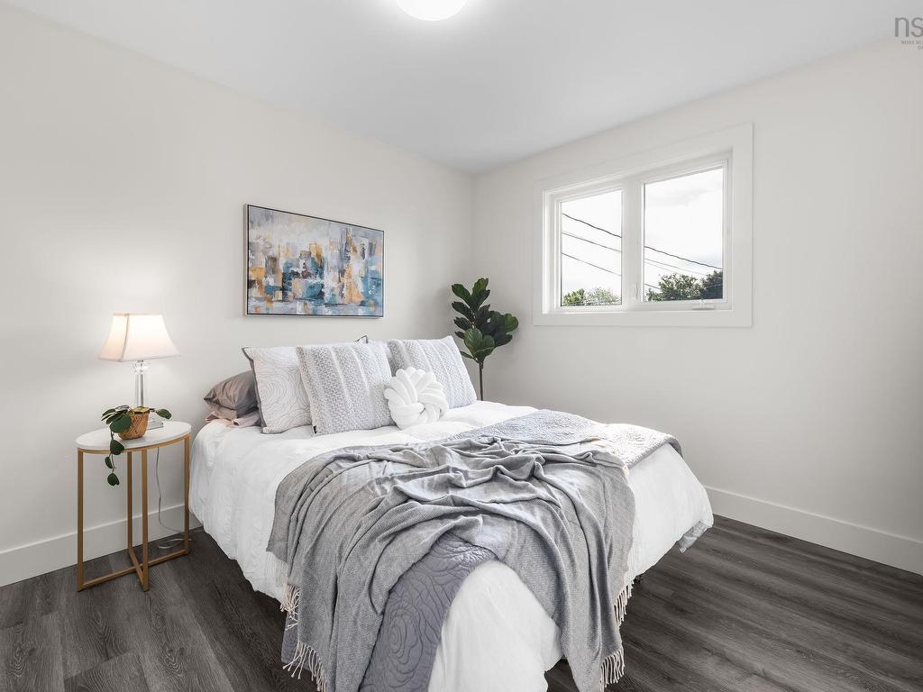 












24 Gander Avenue

,
Lake Loon,




NS
B2W 3W4

