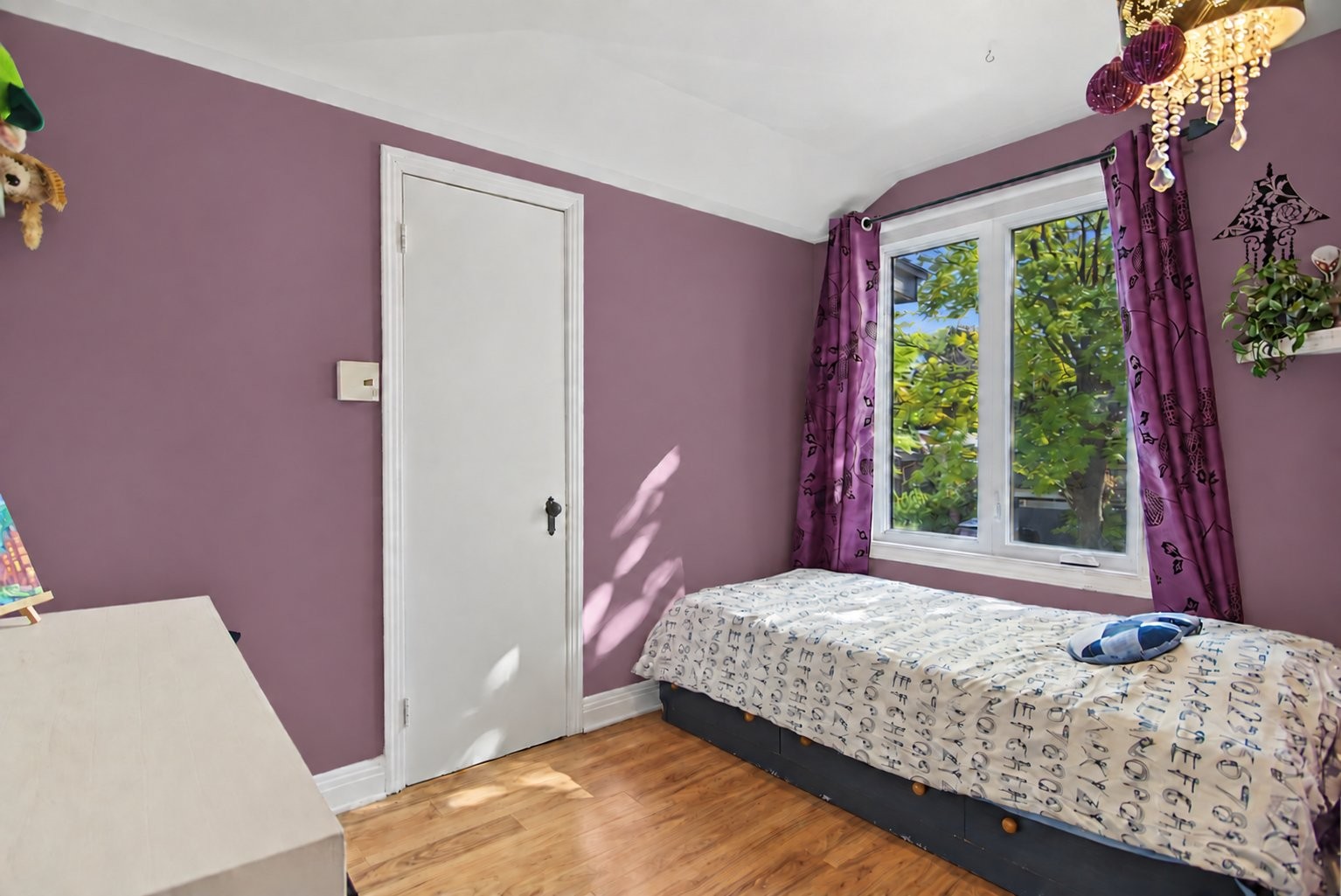 









230


Rue Lareau

,
Longueuil (Le Vieux-Longueuil),




QC
J4H3T4

