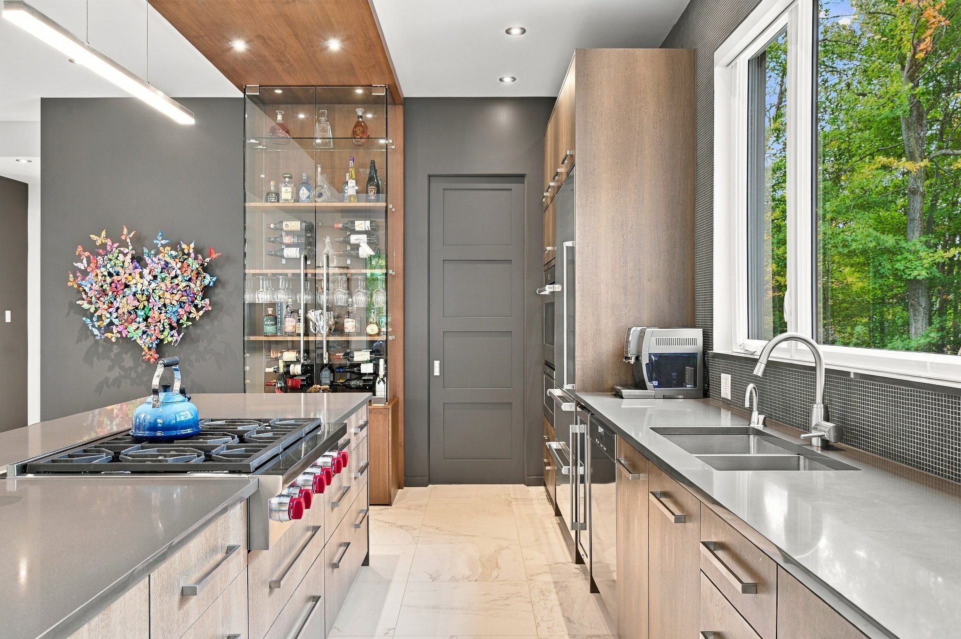 









843


Rue Jordi-Bonet

,
Mont-Saint-Hilaire,




QC
J3H5M7

