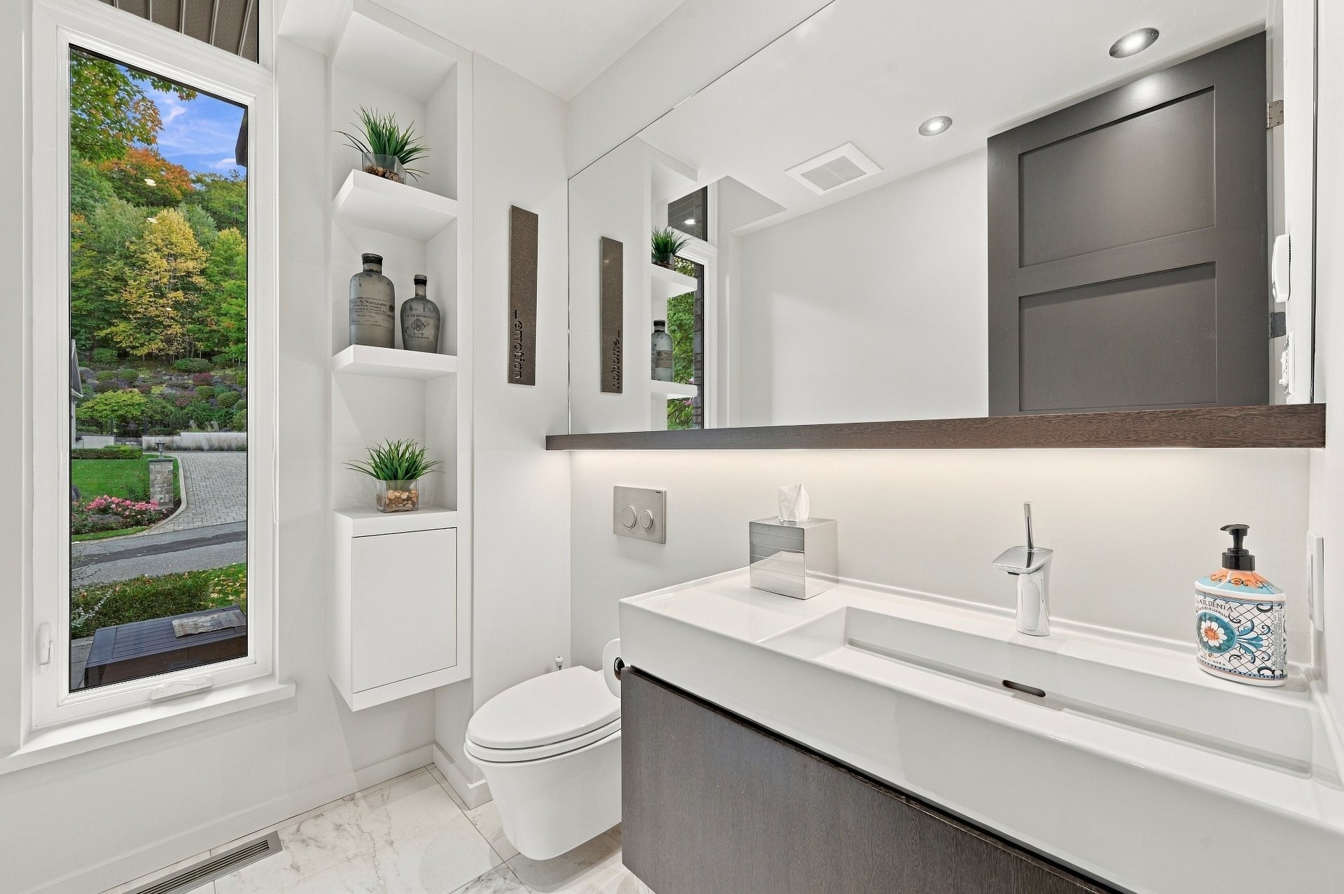 









843


Rue Jordi-Bonet

,
Mont-Saint-Hilaire,




QC
J3H5M7

