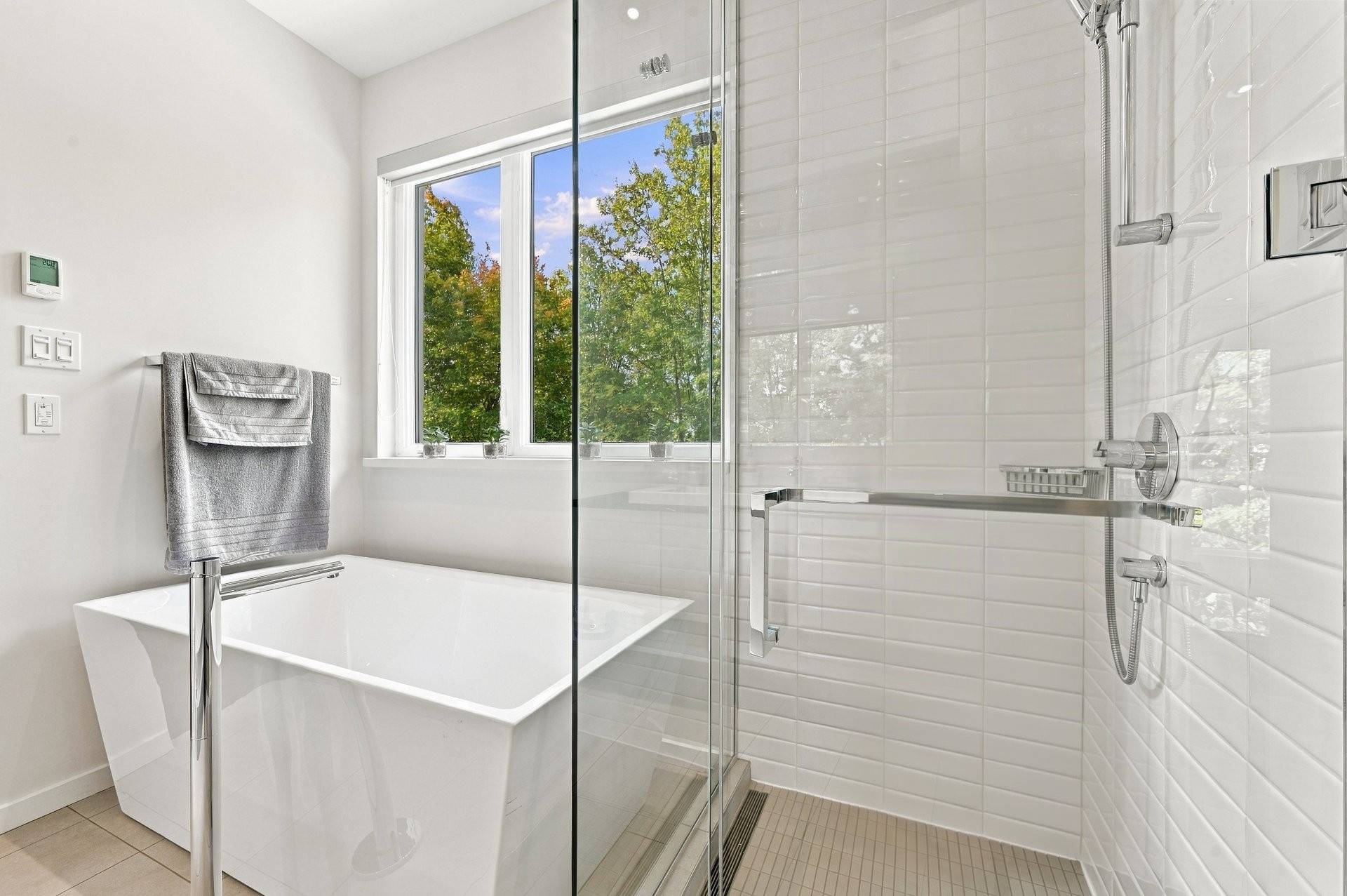 









843


Rue Jordi-Bonet

,
Mont-Saint-Hilaire,




QC
J3H5M7

