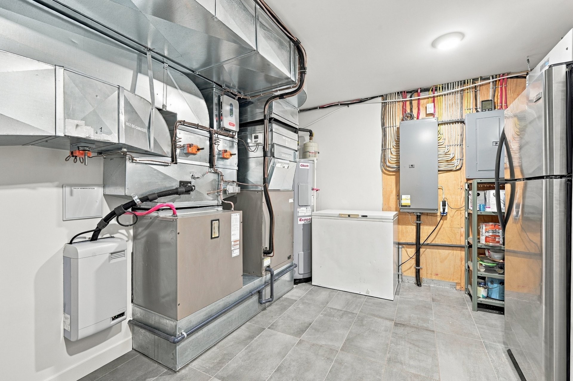









843


Rue Jordi-Bonet

,
Mont-Saint-Hilaire,




QC
J3H5M7

