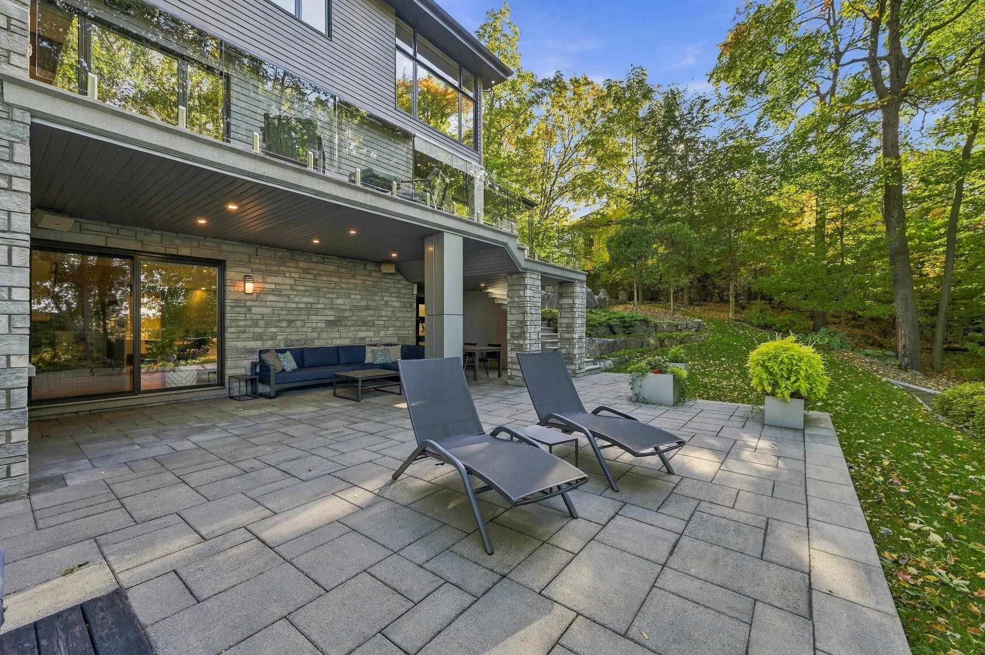









843


Rue Jordi-Bonet

,
Mont-Saint-Hilaire,




QC
J3H5M7

