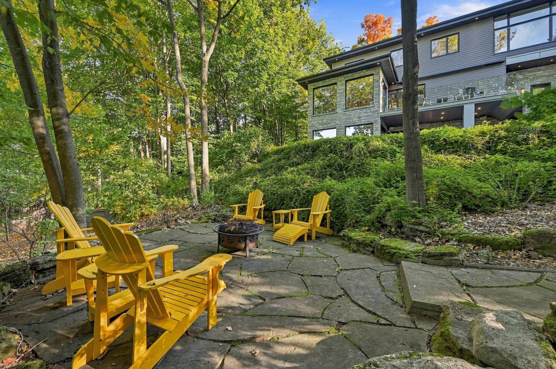 









843


Rue Jordi-Bonet

,
Mont-Saint-Hilaire,




QC
J3H5M7

