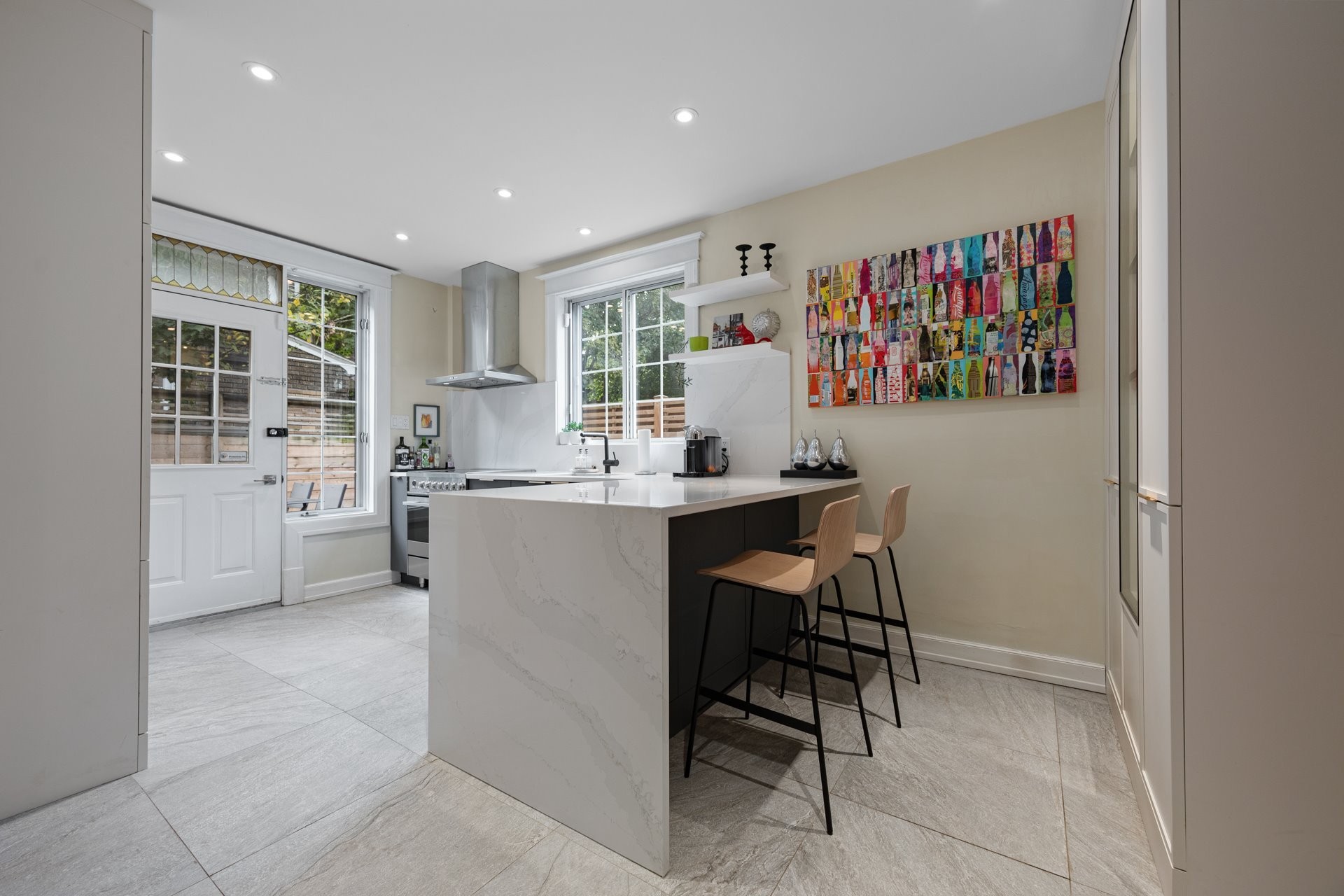 









202


Av. Ballantyne N.

,
Montréal-Ouest,




QC
H4X2C2

