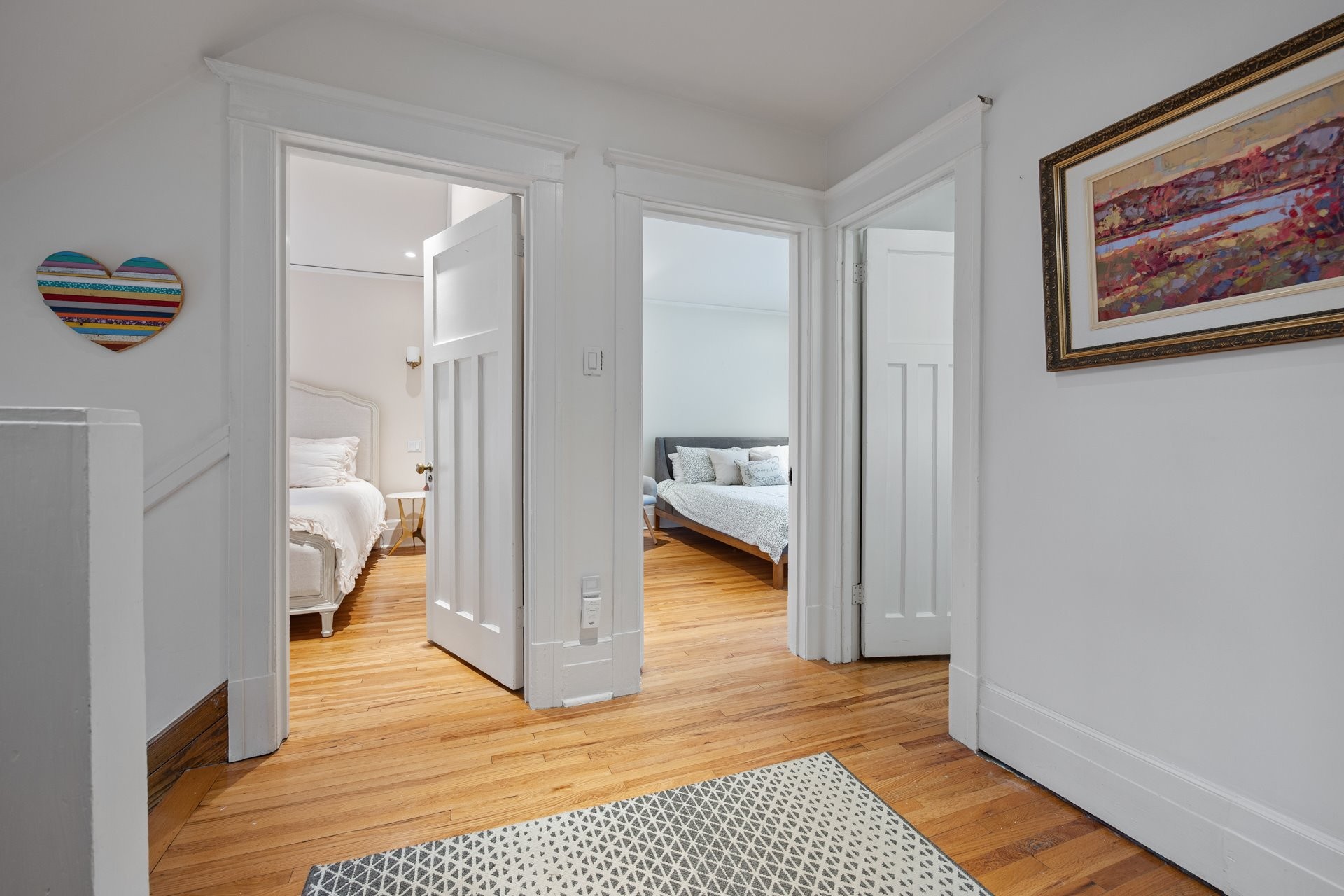 









202


Av. Ballantyne N.

,
Montréal-Ouest,




QC
H4X2C2


