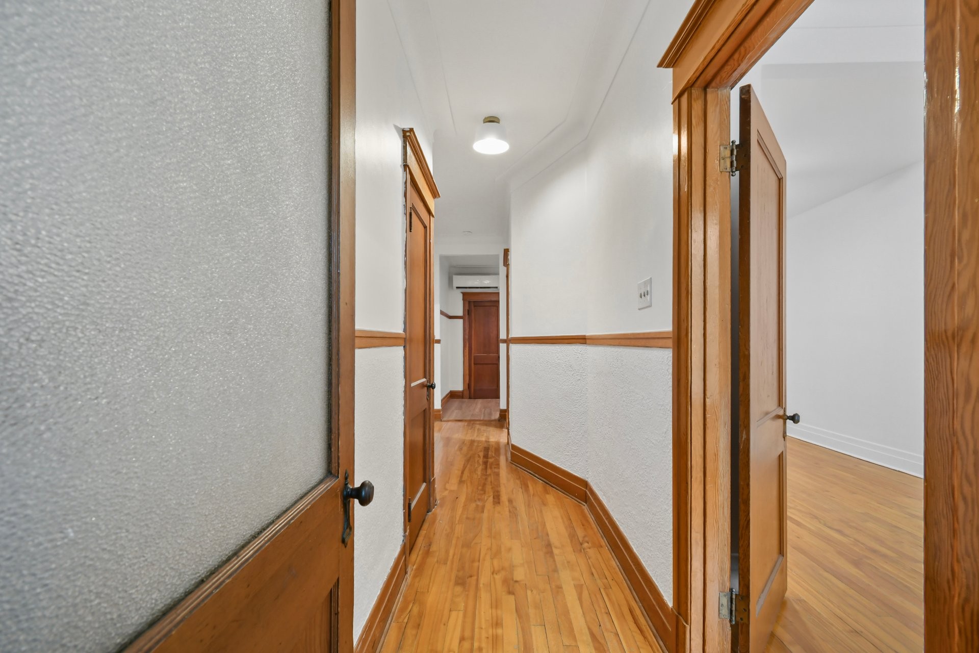 









7498


Av. Christophe-Colomb

,
Montréal (Villeray/Saint-Michel/Parc-Extension),




QC
H2R2S7


