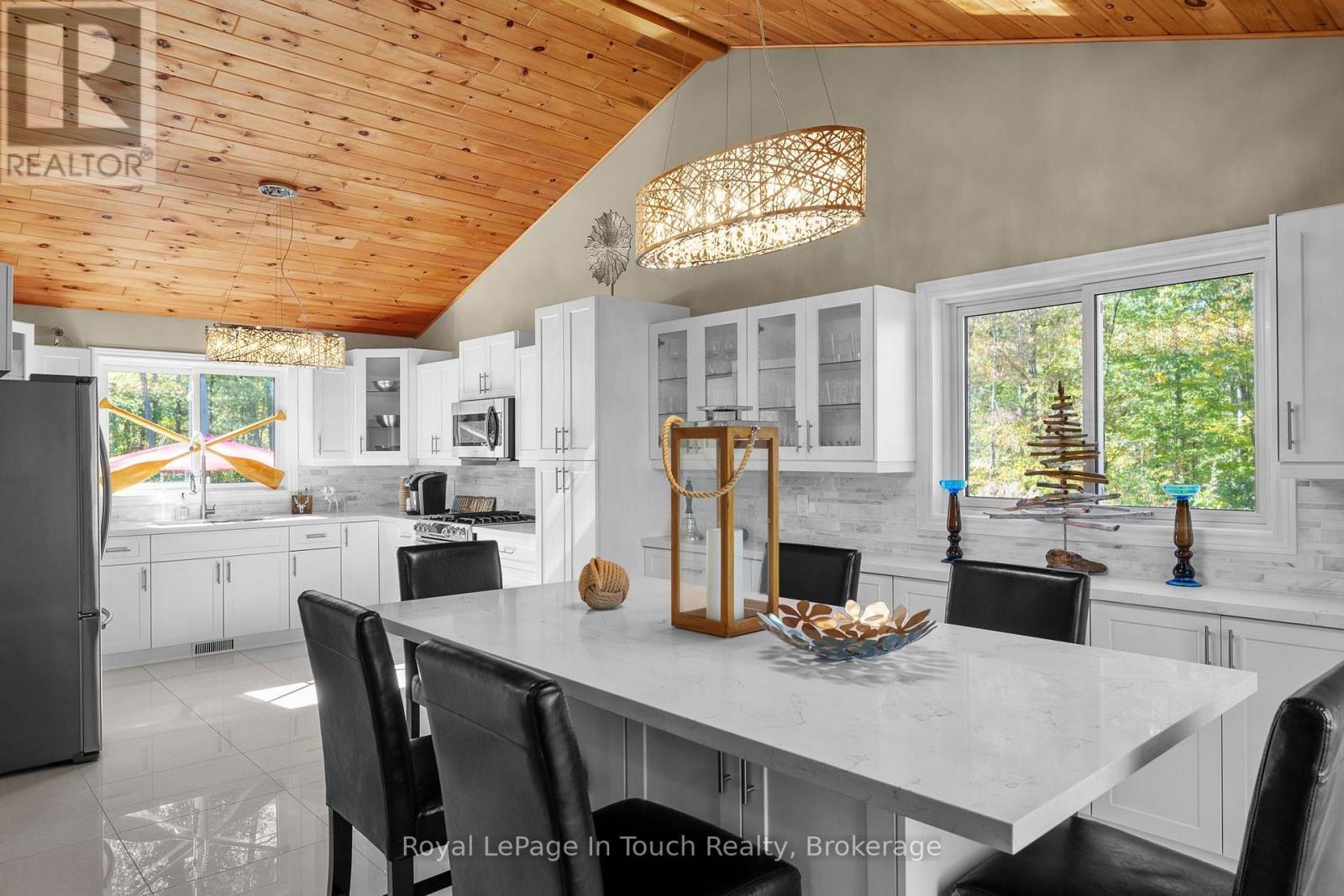 












2021 BEAVER DAM ROAD

,
Severn,




Ontario
L0K1E0

