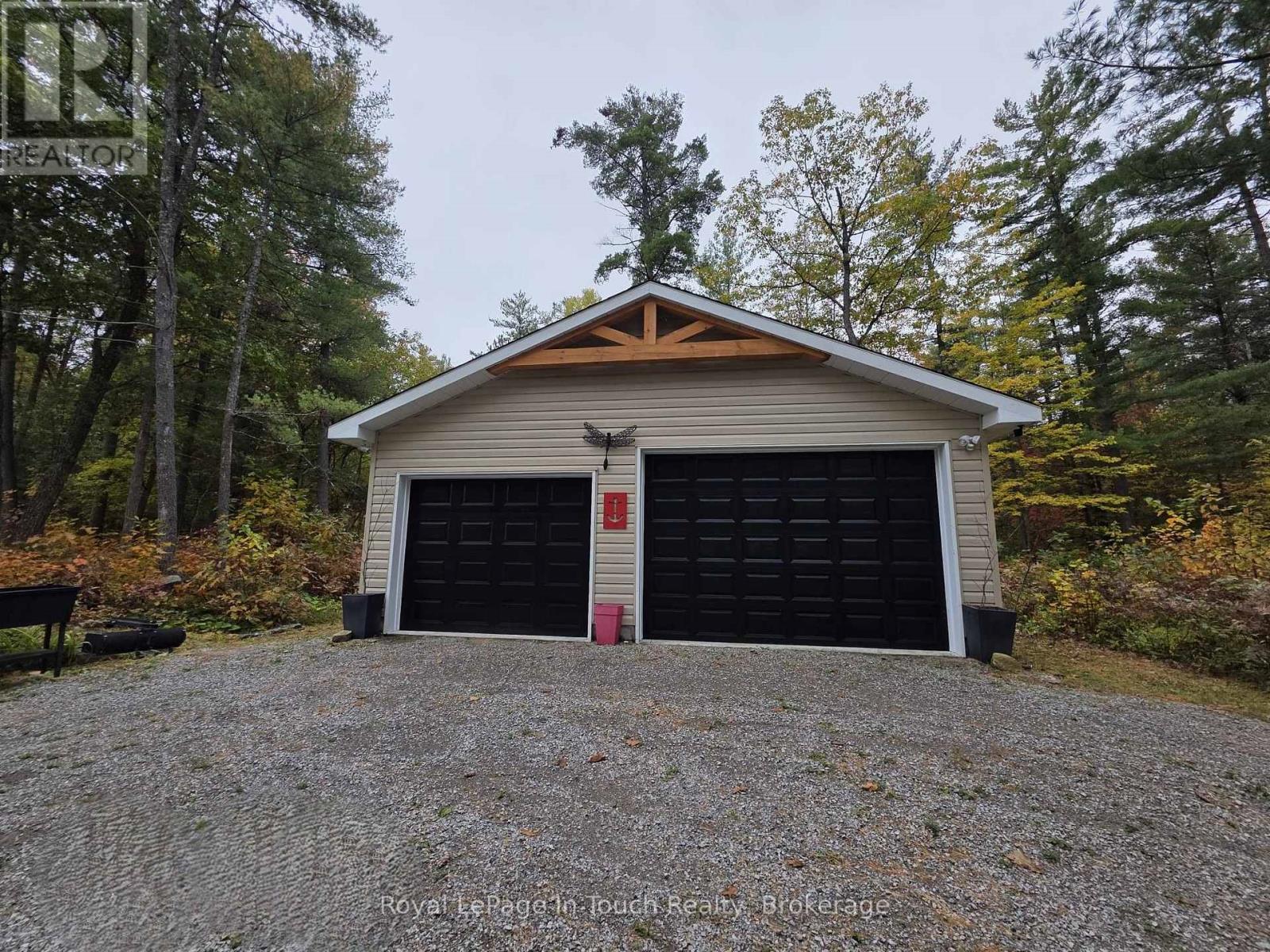 












2021 BEAVER DAM ROAD

,
Severn,




Ontario
L0K1E0


