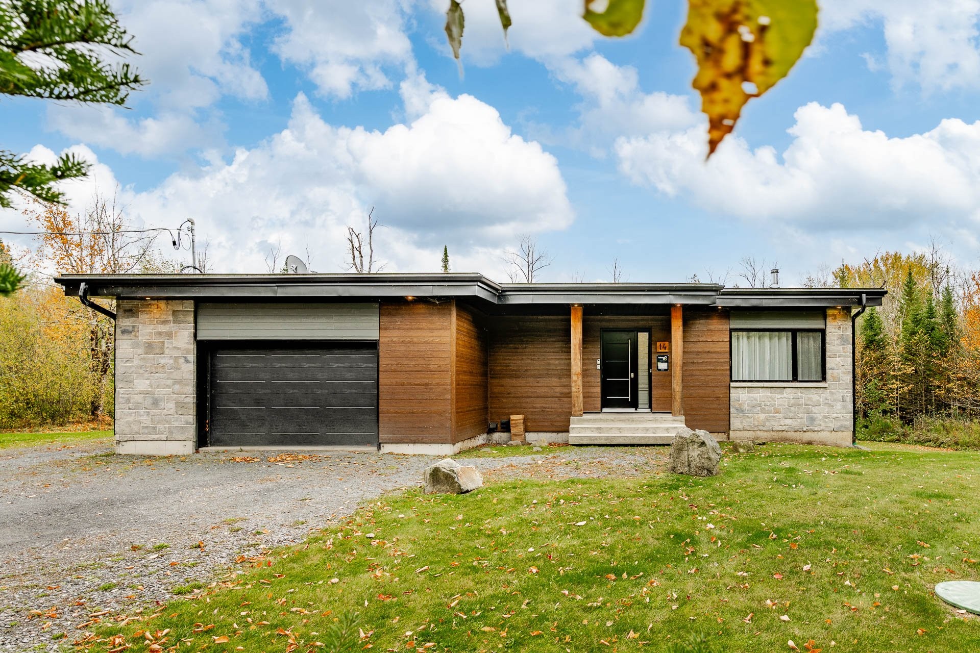 









14


Ch. du Ruisseau-Gale

,
Stanstead - Canton,




QC
J0B3E0

