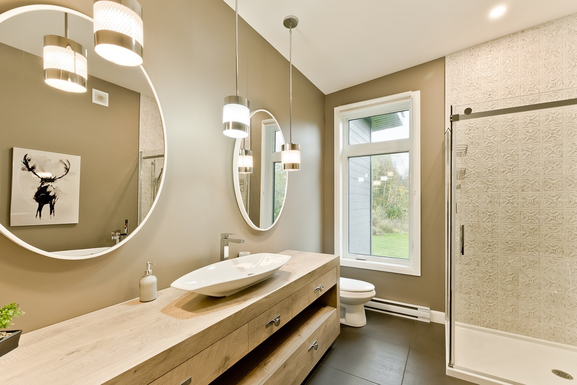 









14


Ch. du Ruisseau-Gale

,
Stanstead - Canton,




QC
J0B3E0

