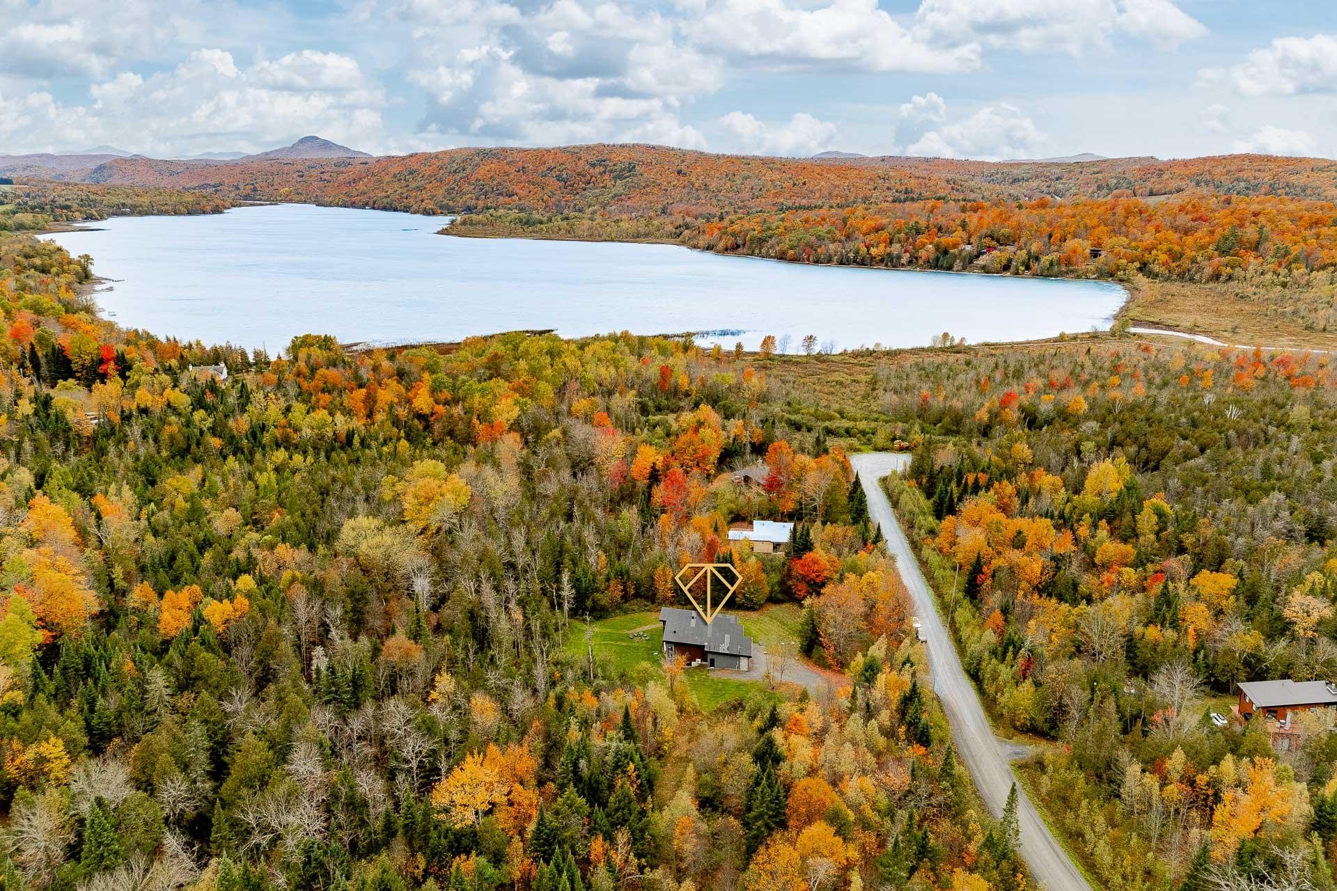 









14


Ch. du Ruisseau-Gale

,
Stanstead - Canton,




QC
J0B3E0

