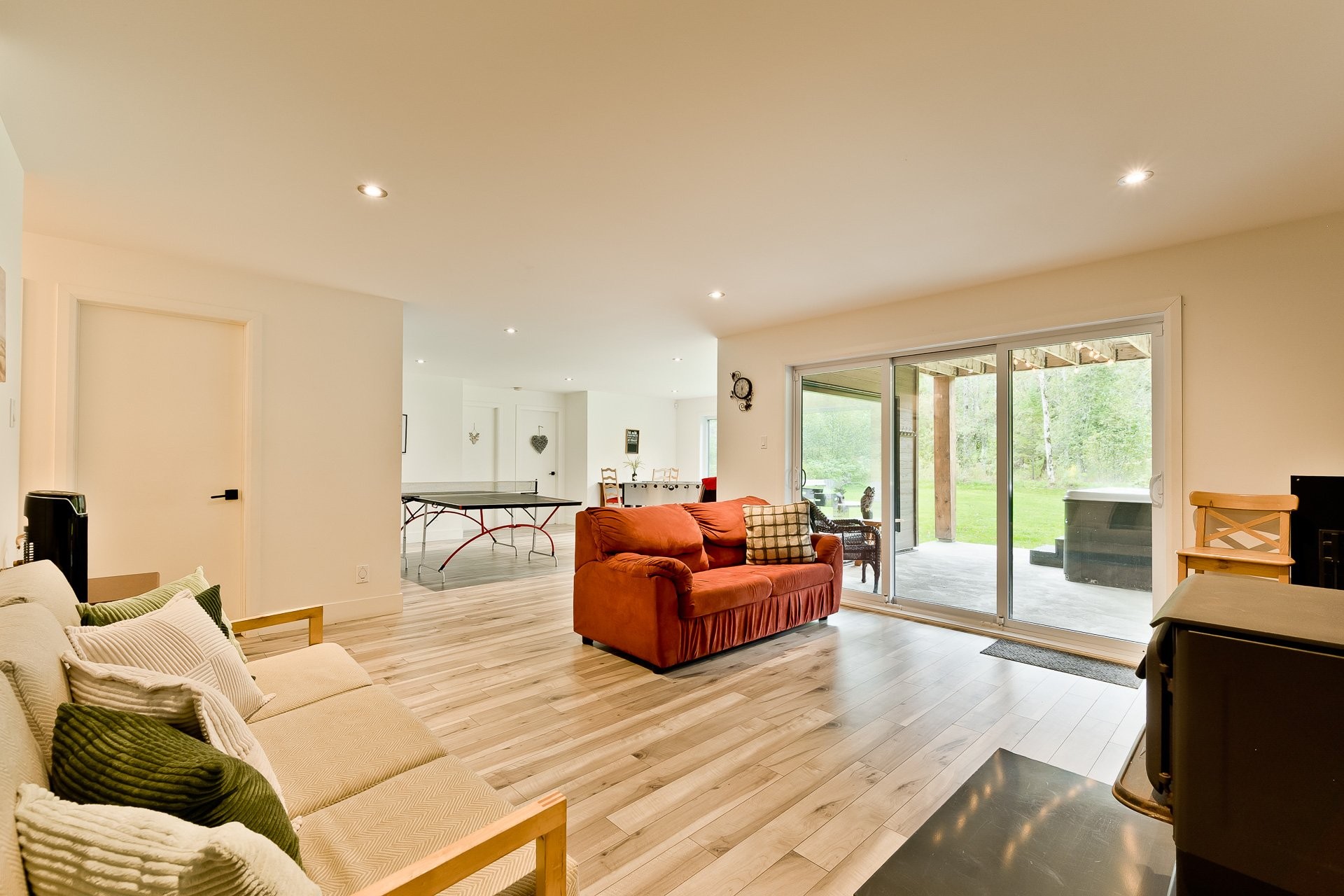 









14


Ch. du Ruisseau-Gale

,
Stanstead - Canton,




QC
J0B3E0

