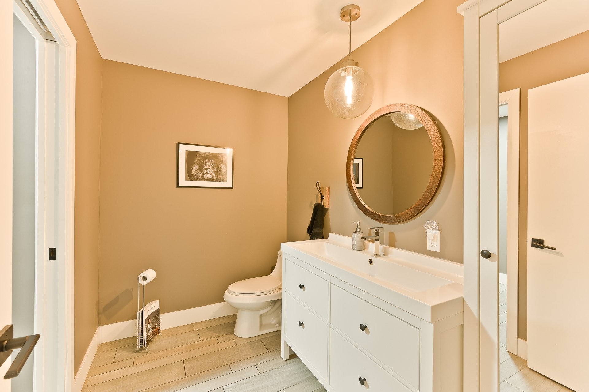 









14


Ch. du Ruisseau-Gale

,
Stanstead - Canton,




QC
J0B3E0


