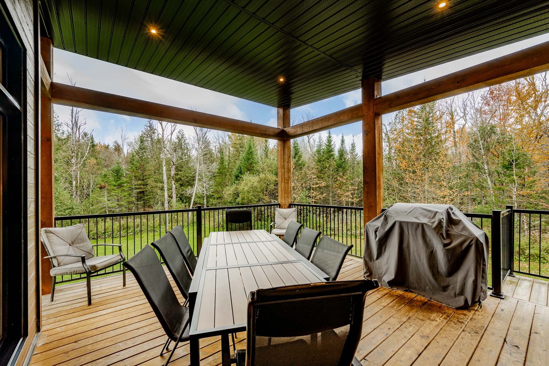 









14


Ch. du Ruisseau-Gale

,
Stanstead - Canton,




QC
J0B3E0

