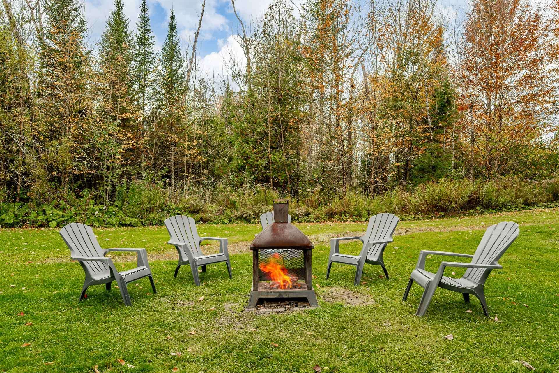 









14


Ch. du Ruisseau-Gale

,
Stanstead - Canton,




QC
J0B3E0

