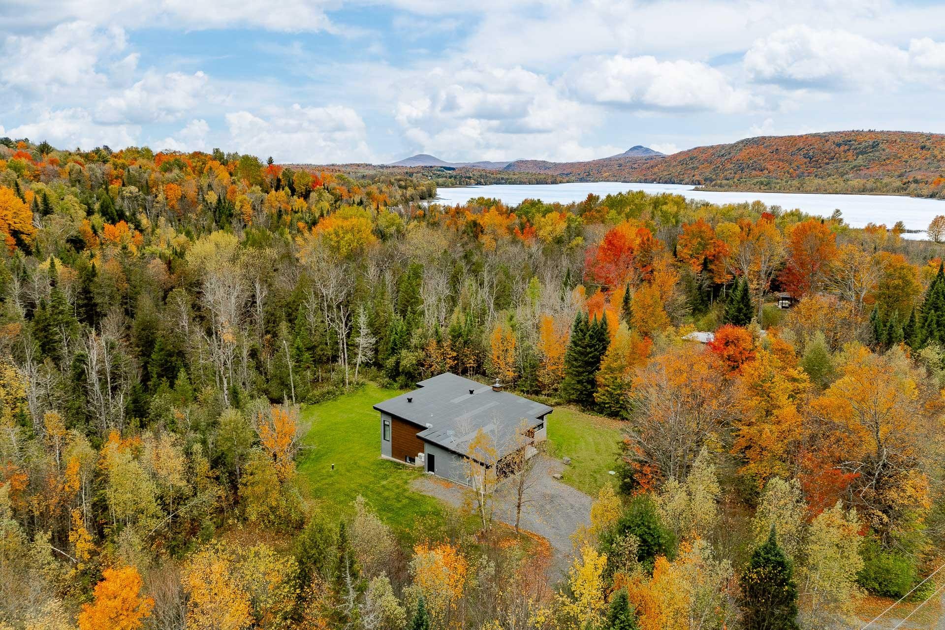 









14


Ch. du Ruisseau-Gale

,
Stanstead - Canton,




QC
J0B3E0

