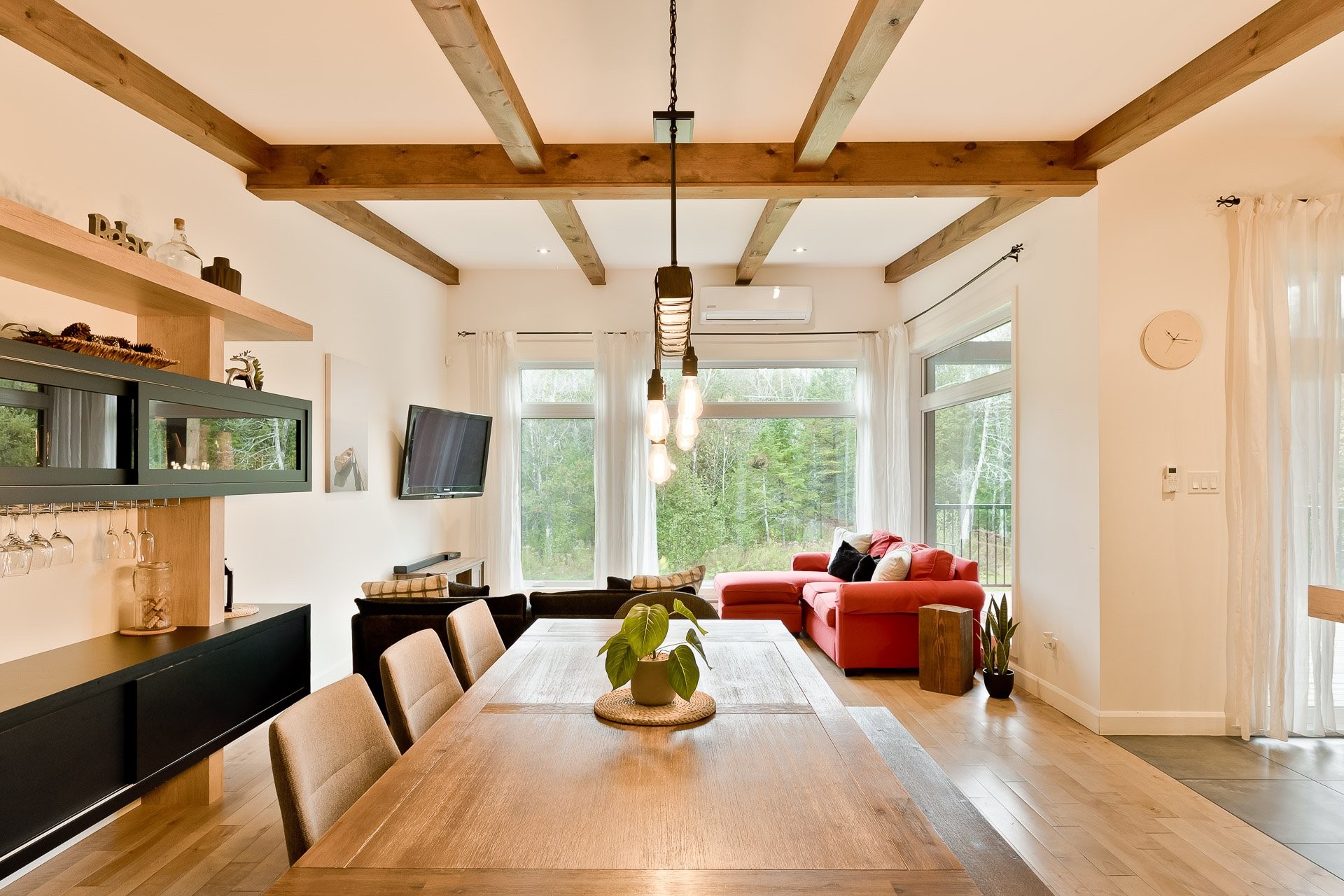 









14


Ch. du Ruisseau-Gale

,
Stanstead - Canton,




QC
J0B3E0


