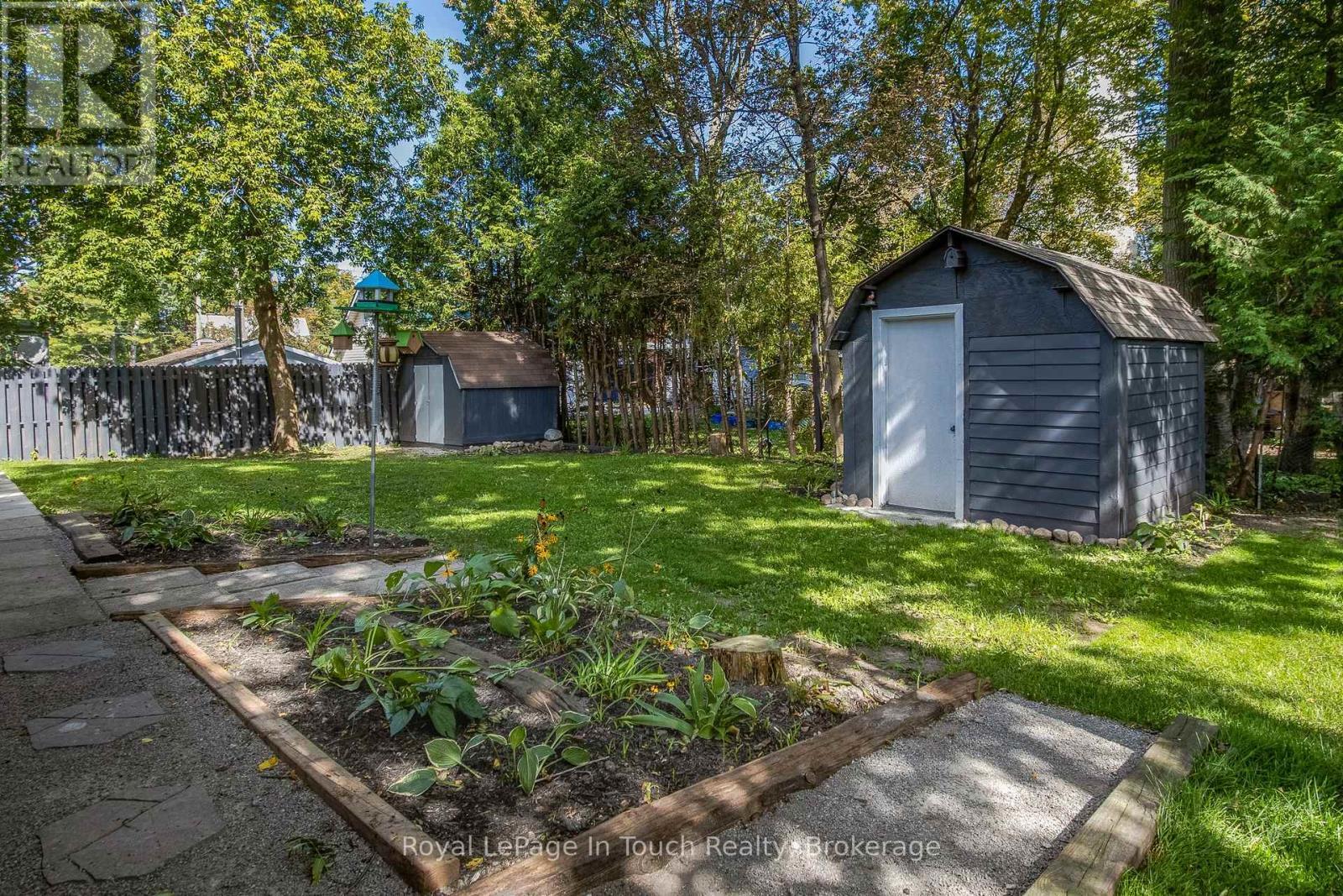 












255 EIGHTH STREET

,
Midland,




Ontario
L4R4B4

