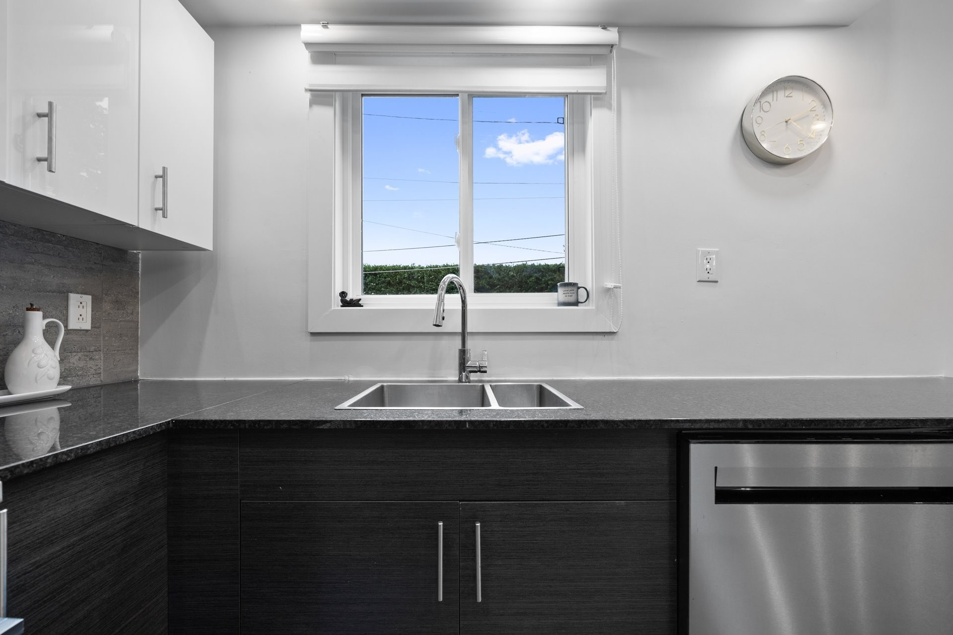 









186


Rue Melrose

,
Châteauguay,




QC
J6J2B2

