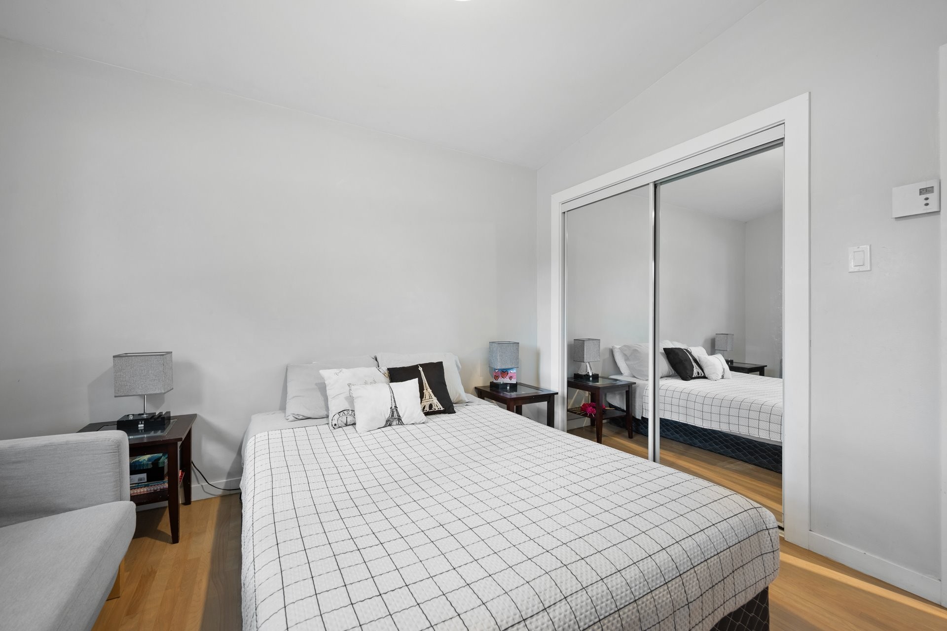 









186


Rue Melrose

,
Châteauguay,




QC
J6J2B2

