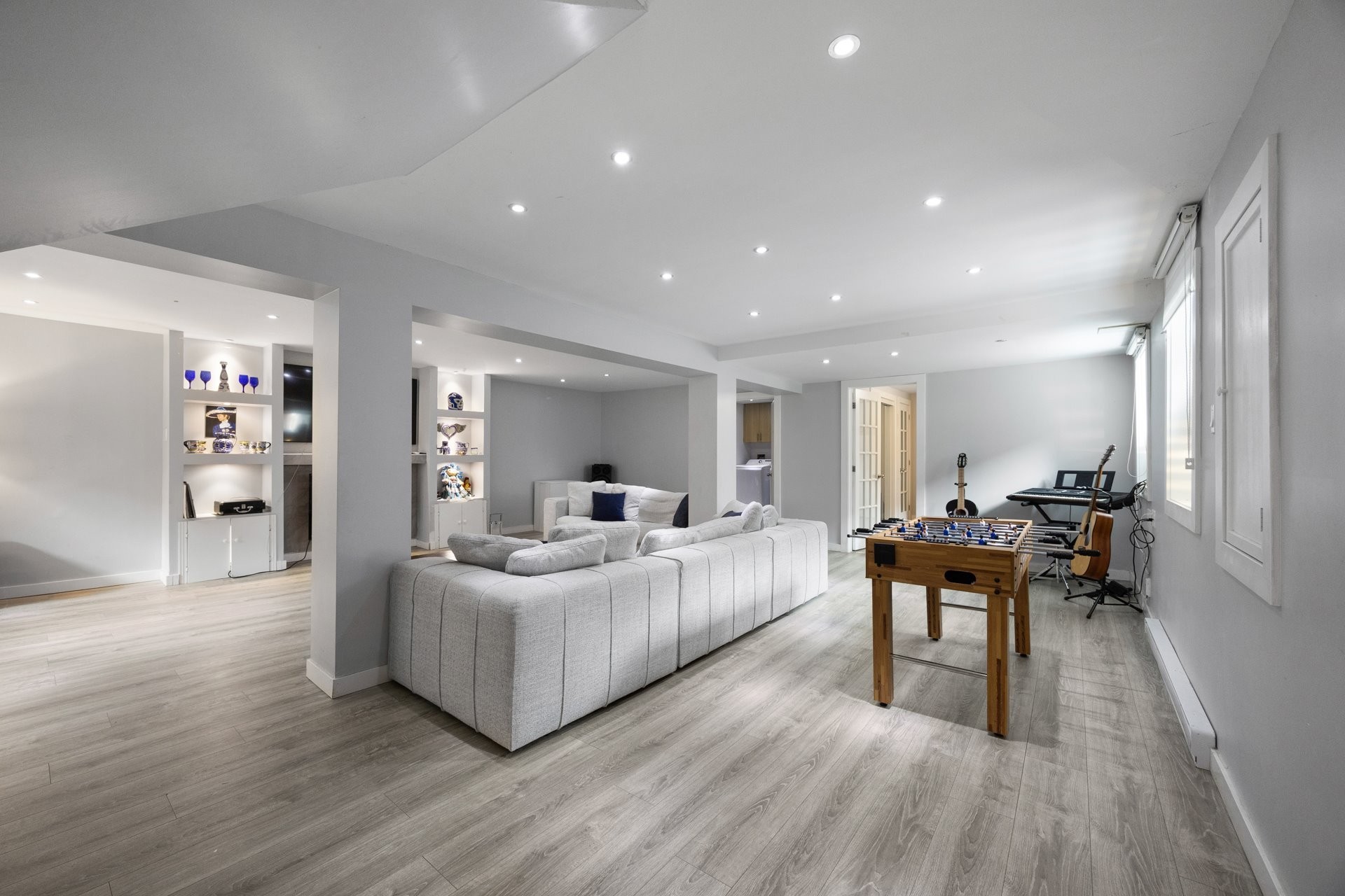 









186


Rue Melrose

,
Châteauguay,




QC
J6J2B2

