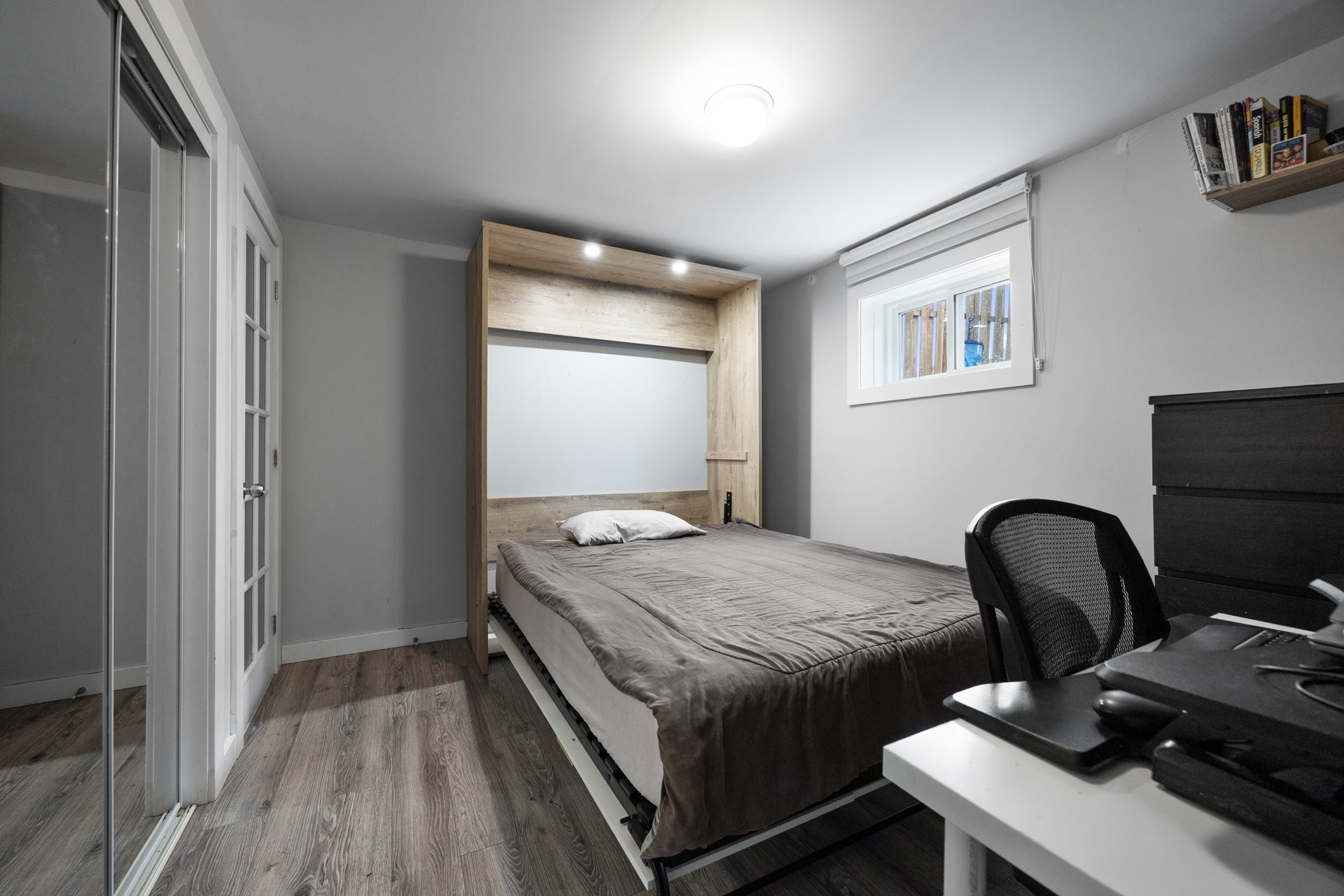 









186


Rue Melrose

,
Châteauguay,




QC
J6J2B2

