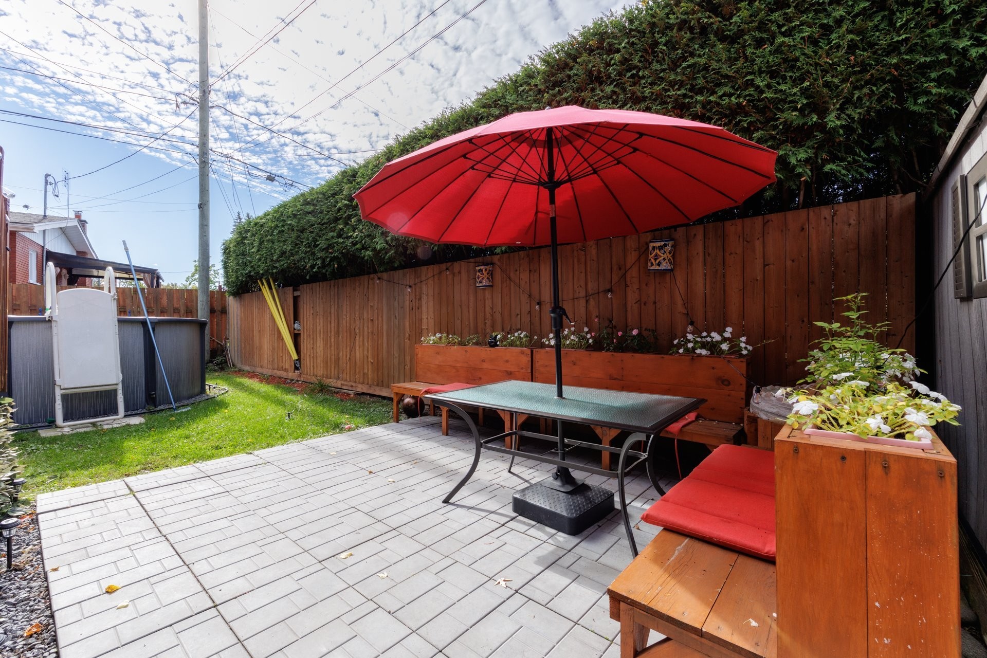 









186


Rue Melrose

,
Châteauguay,




QC
J6J2B2

