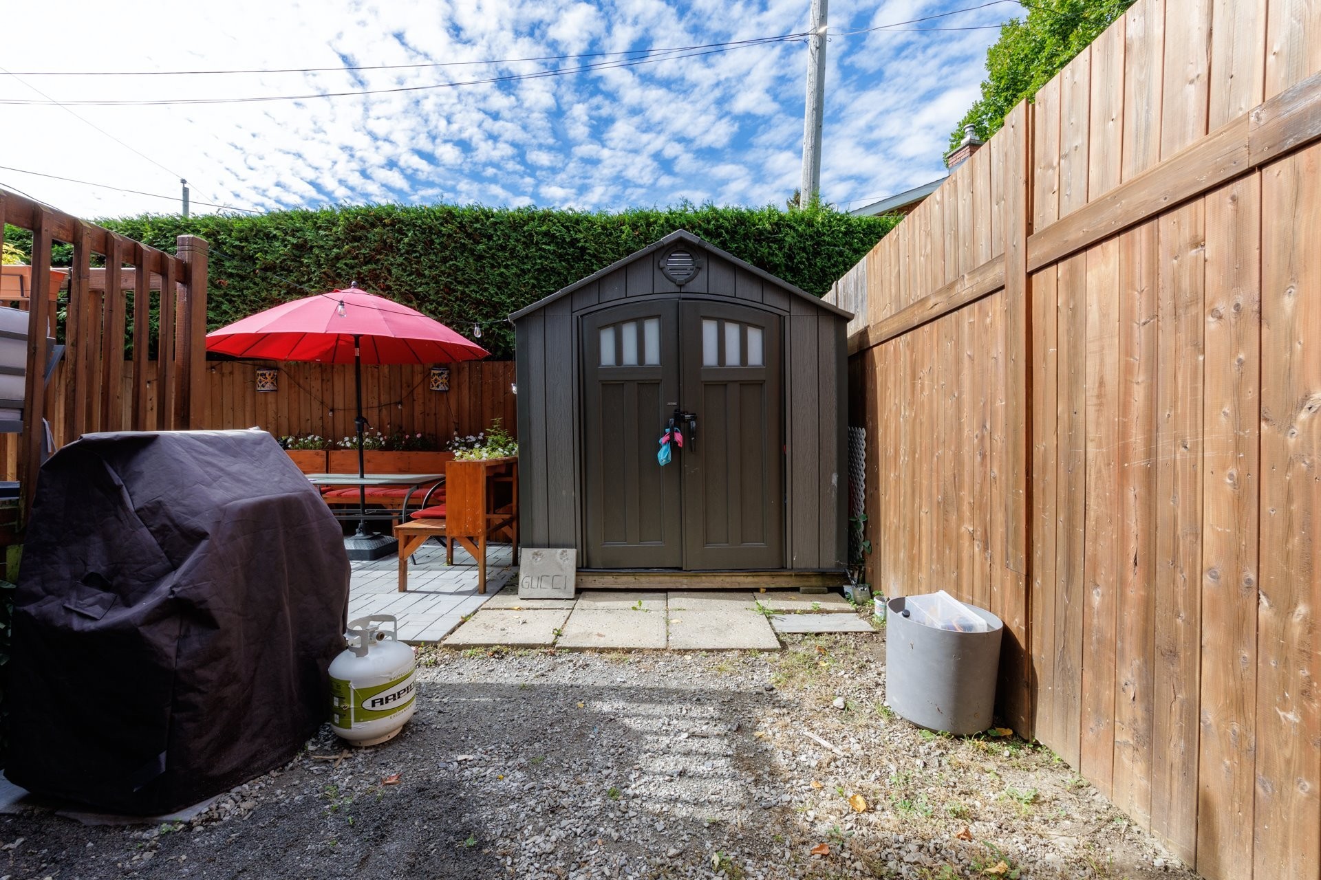 









186


Rue Melrose

,
Châteauguay,




QC
J6J2B2

