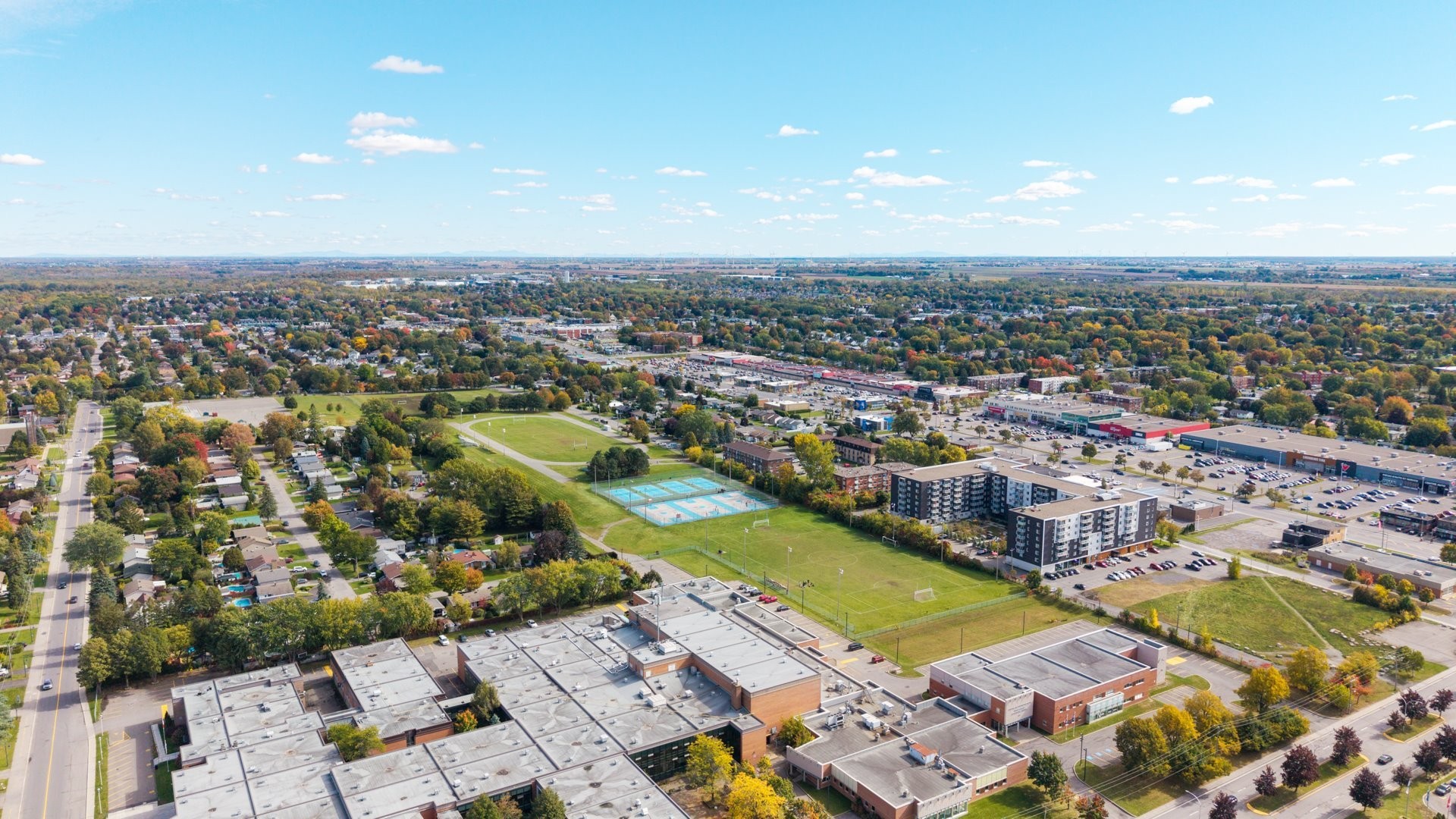 









186


Rue Melrose

,
Châteauguay,




QC
J6J2B2

