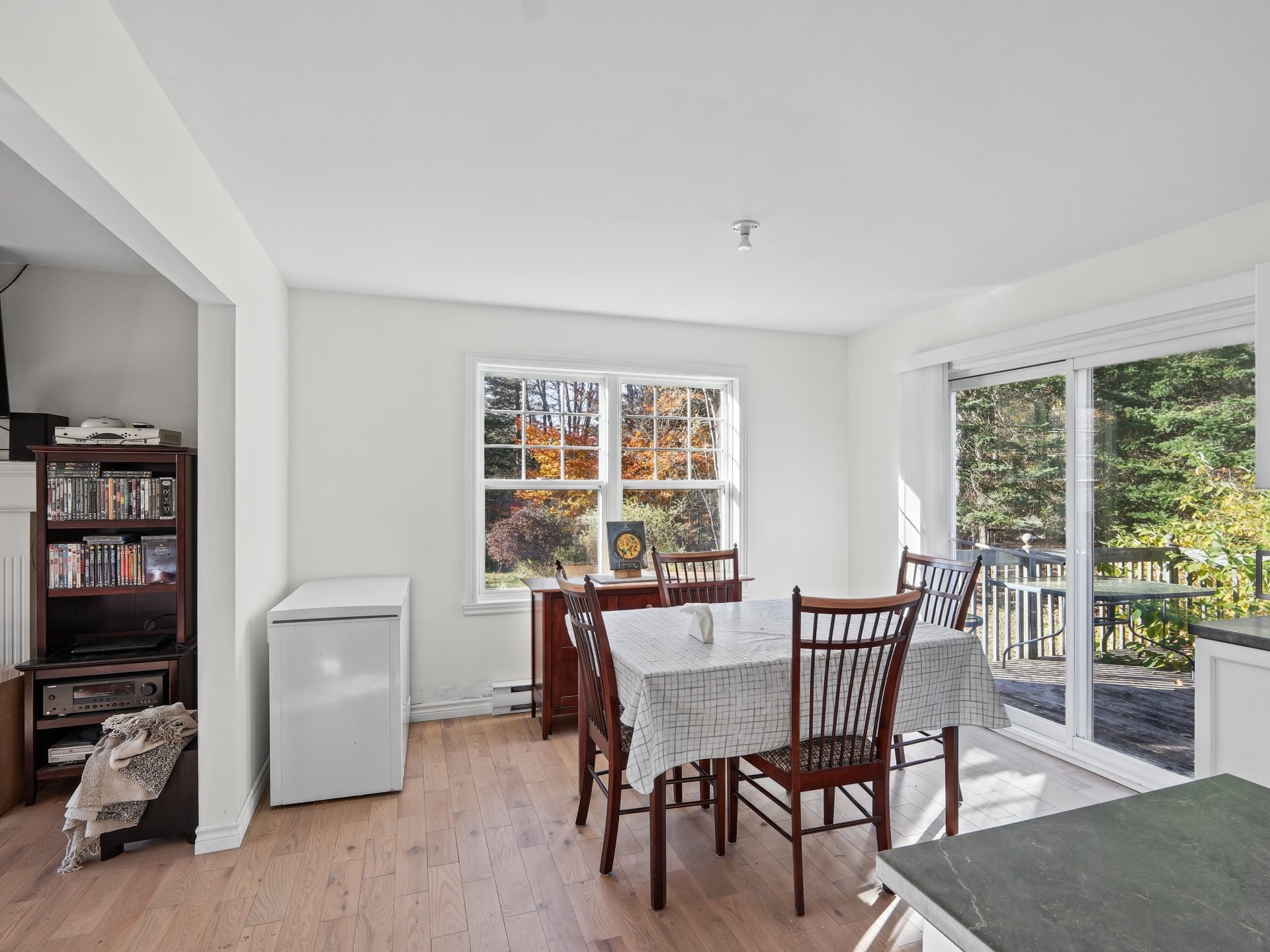 









2765


Rue du Manège

,
Hatley - Canton,




QC
J0B2C0

