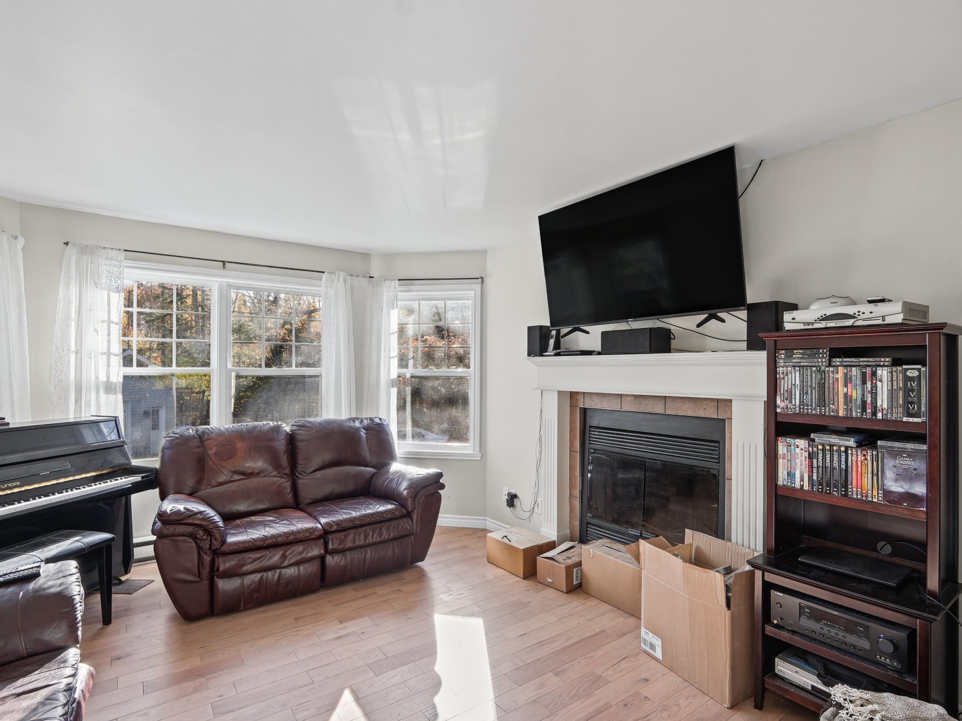 









2765


Rue du Manège

,
Hatley - Canton,




QC
J0B2C0

