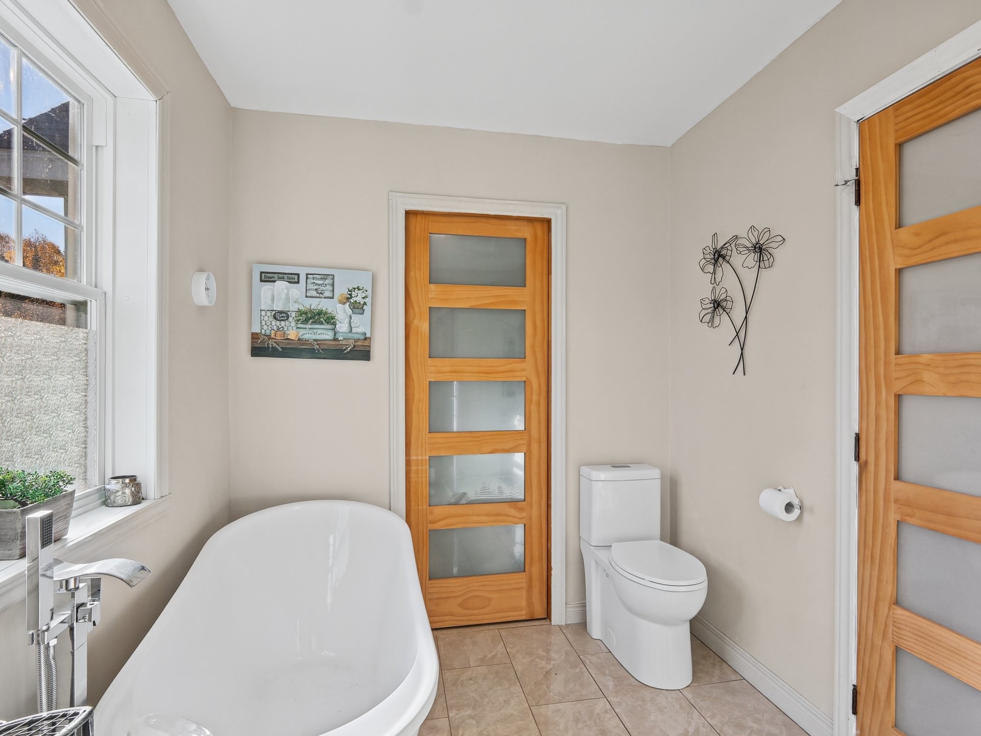 









2765


Rue du Manège

,
Hatley - Canton,




QC
J0B2C0

