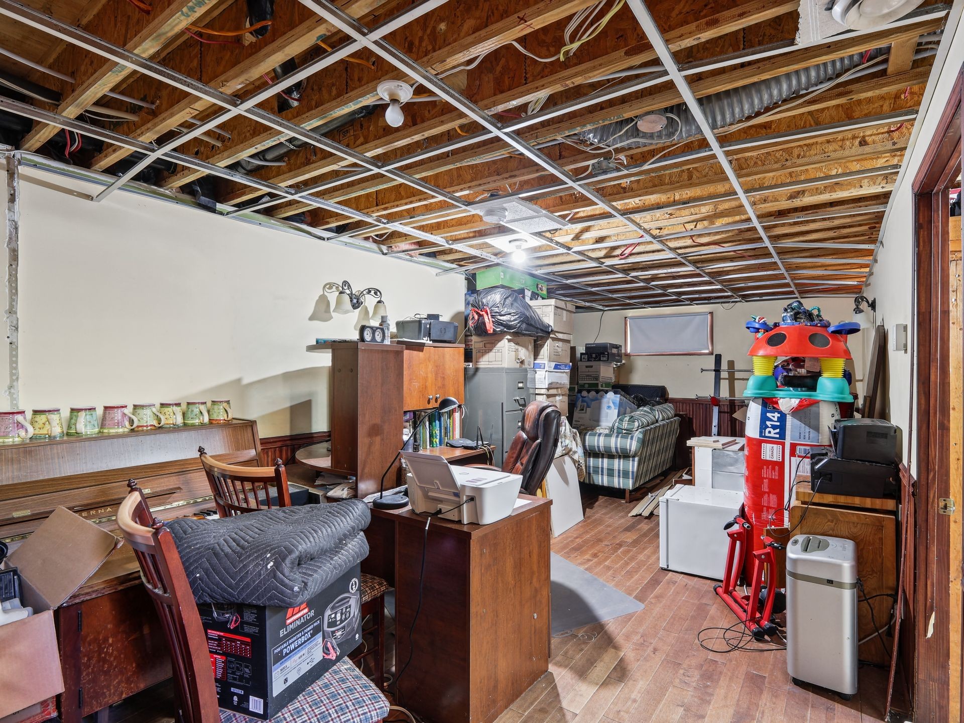 









2765


Rue du Manège

,
Hatley - Canton,




QC
J0B2C0

