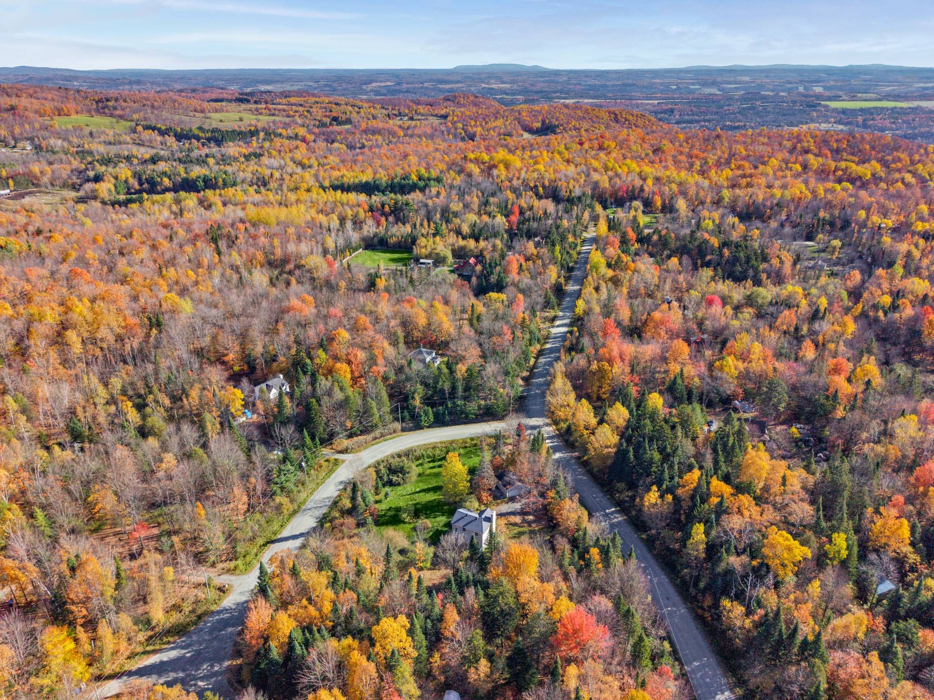 









2765


Rue du Manège

,
Hatley - Canton,




QC
J0B2C0

