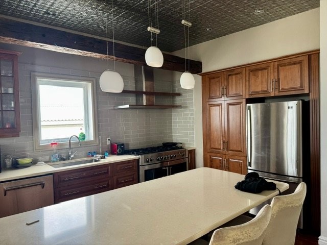 









170

 - 172


1re Avenue O.

,
Sainte-Anne-des-Monts,




QC
G4V1C8


