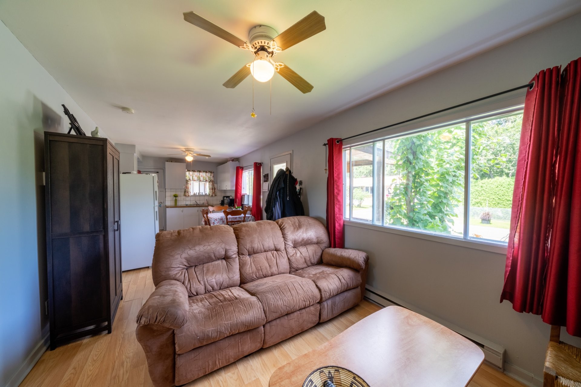 









124


36e Avenue

,
Sainte-Marthe-sur-le-Lac,




QC
J0N1P0

