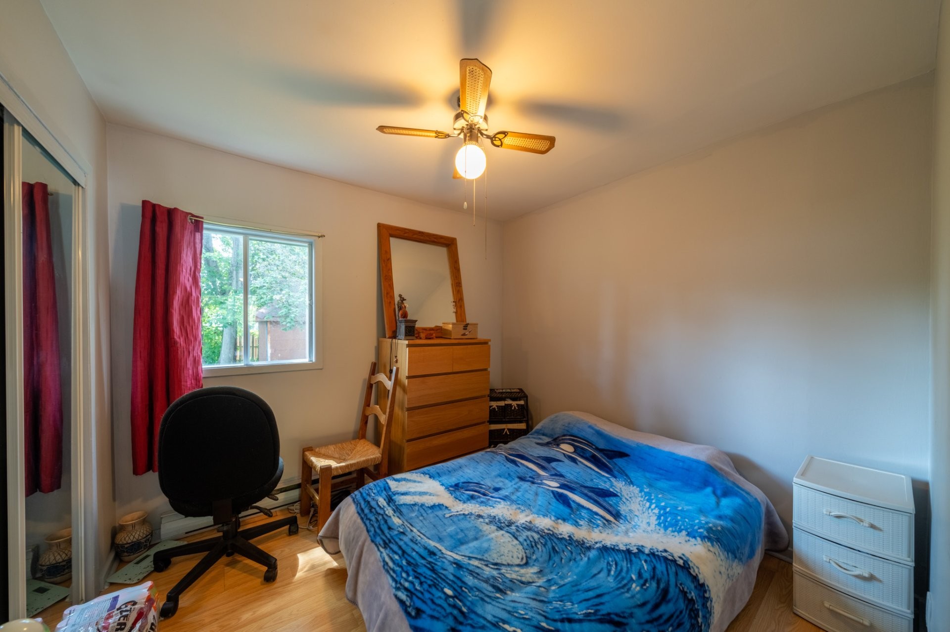 









124


36e Avenue

,
Sainte-Marthe-sur-le-Lac,




QC
J0N1P0

