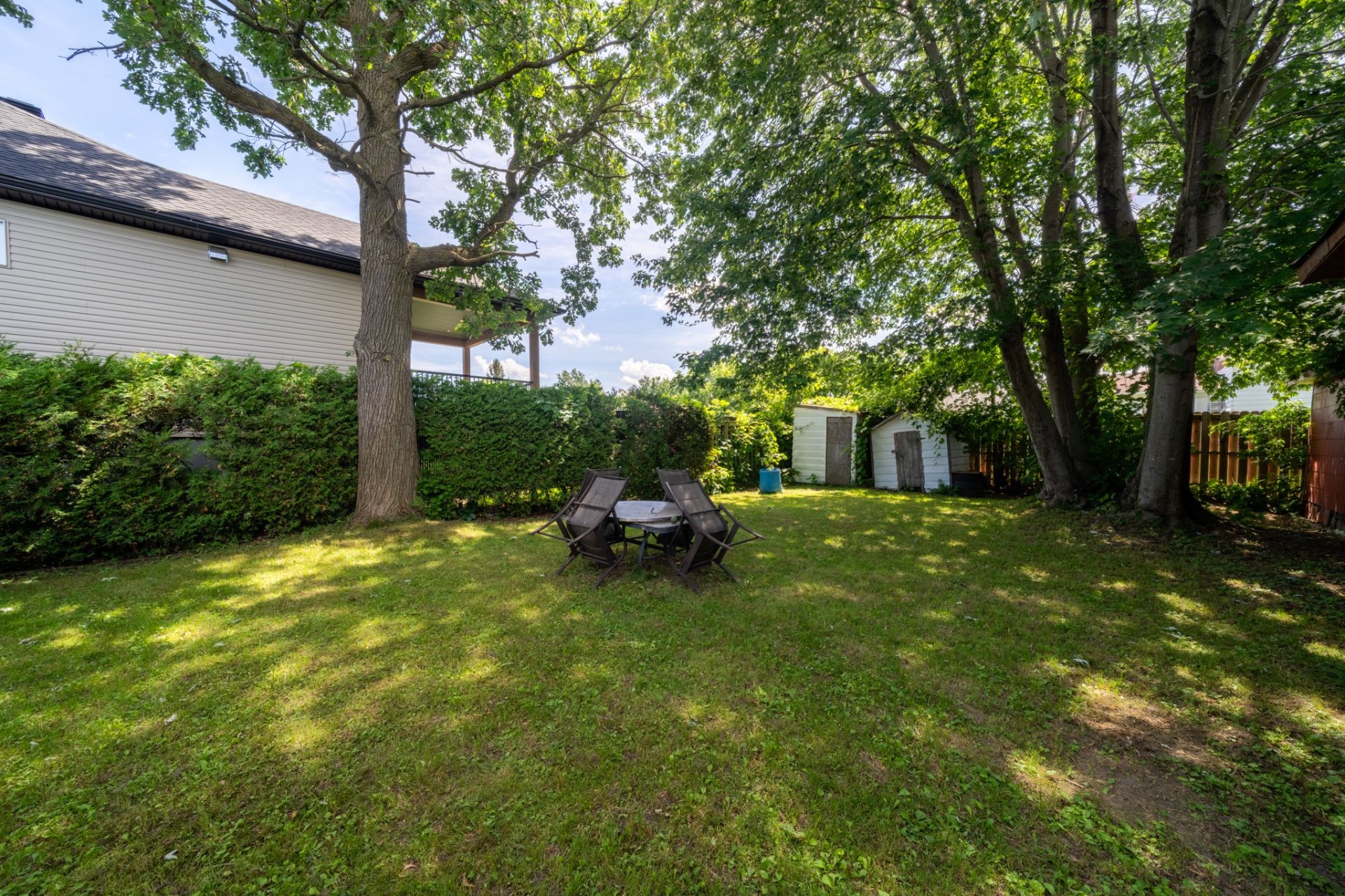 









124


36e Avenue

,
Sainte-Marthe-sur-le-Lac,




QC
J0N1P0

